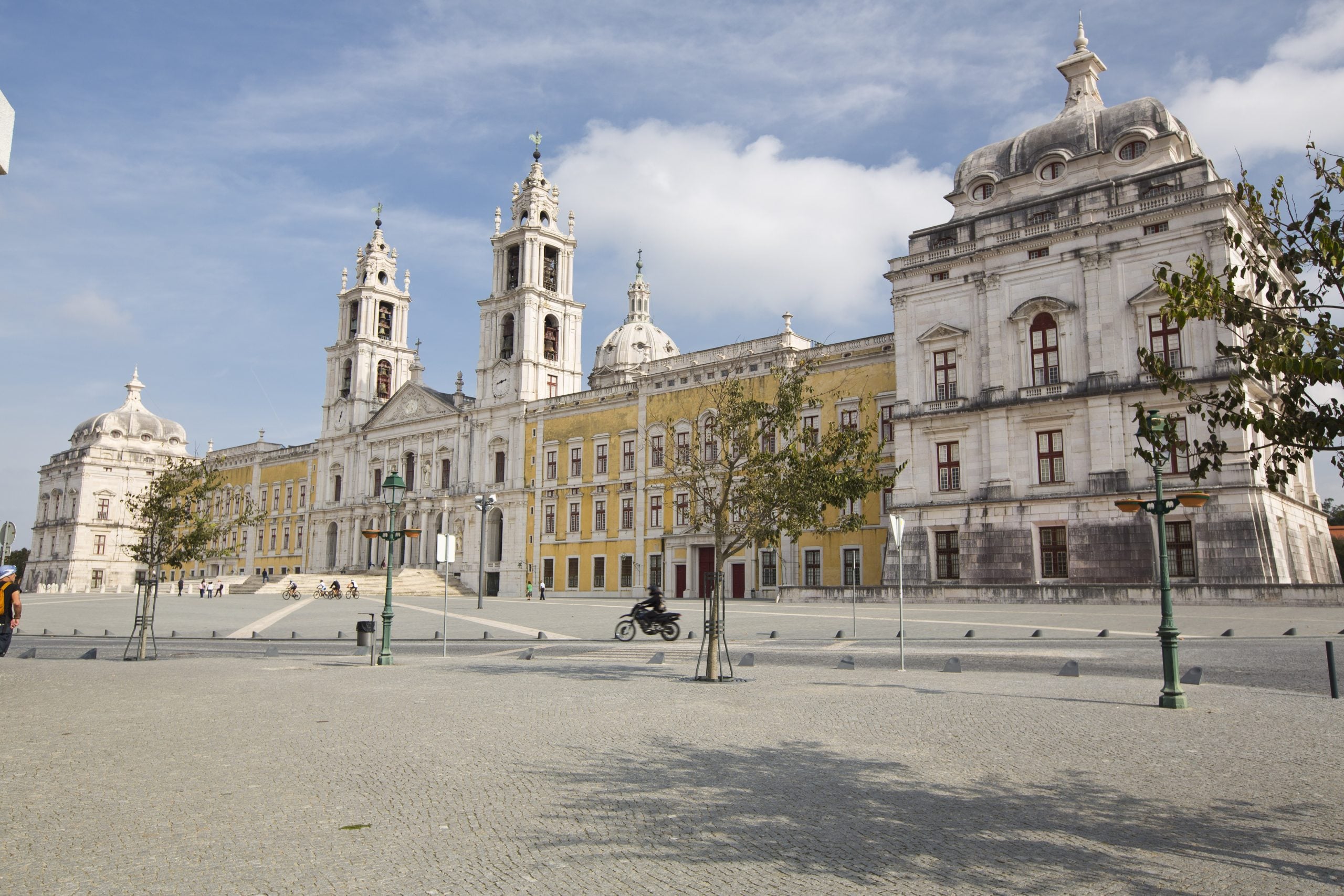 Portugiesische Architektur: Die 7 unglaublichsten Gebäude in Portugal