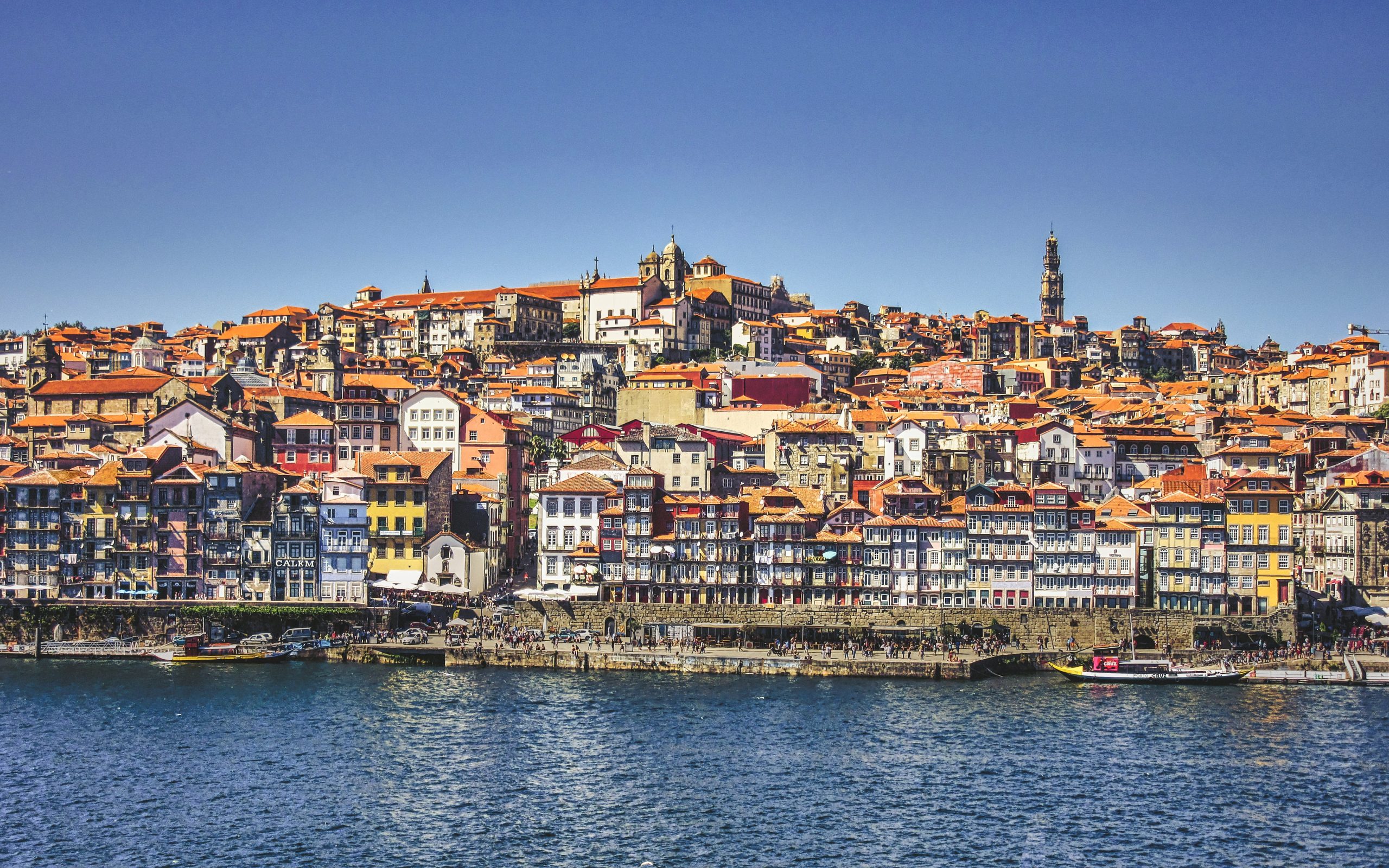5 Aktivitäten, um der Sommerhitze in Porto diesen Sommer zu entfliehen