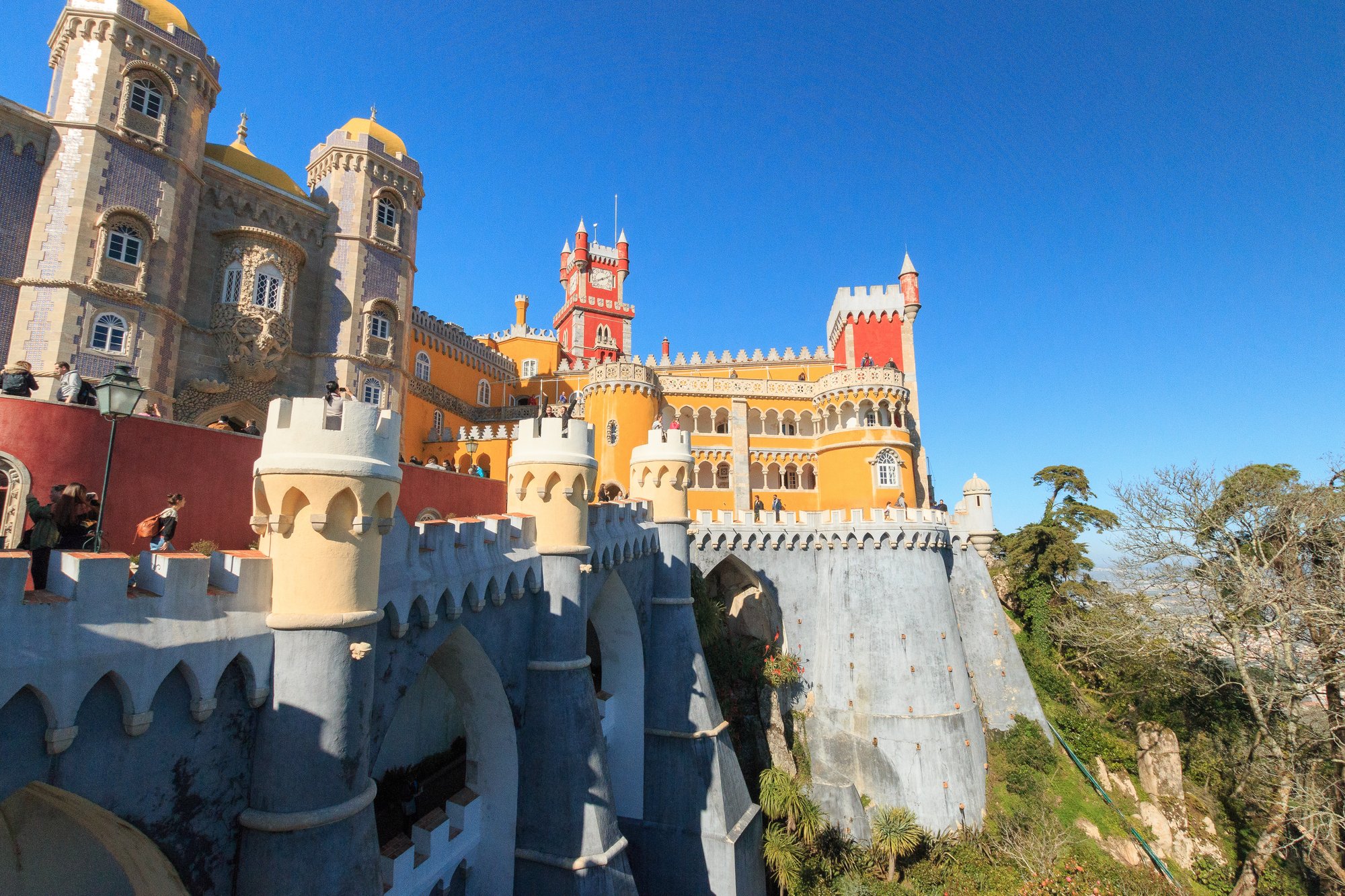 Planen Sie eine Sommerreise nach Portugal? Hier erfahren Sie, wie Sie die komfortabelste Erfahrung sorgen können