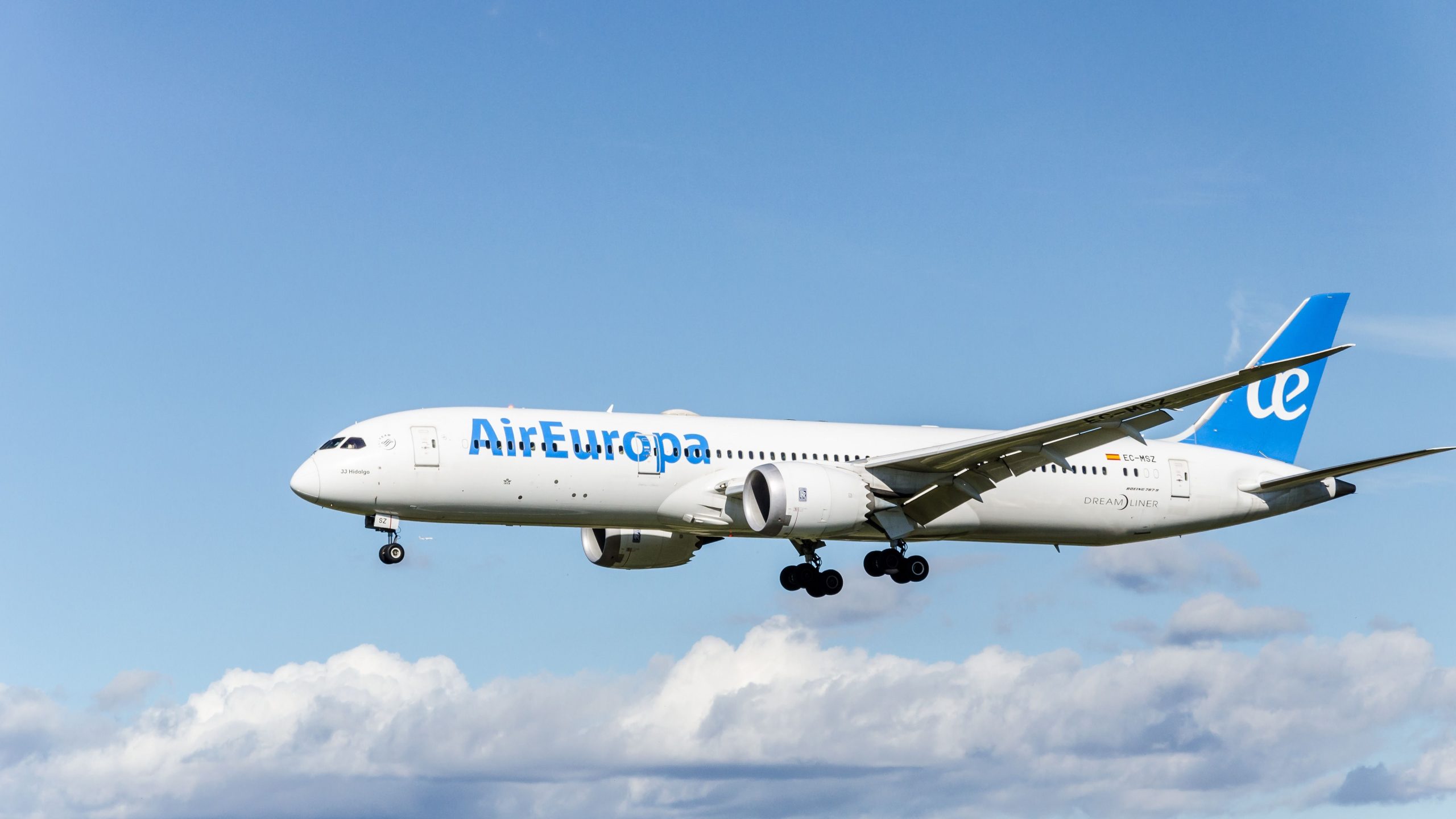 Ein weiterer schwerer Turbulenzfall: Dutzende verletzt in der Luft Europa Uruguay gebundene Boeing 787 Flug