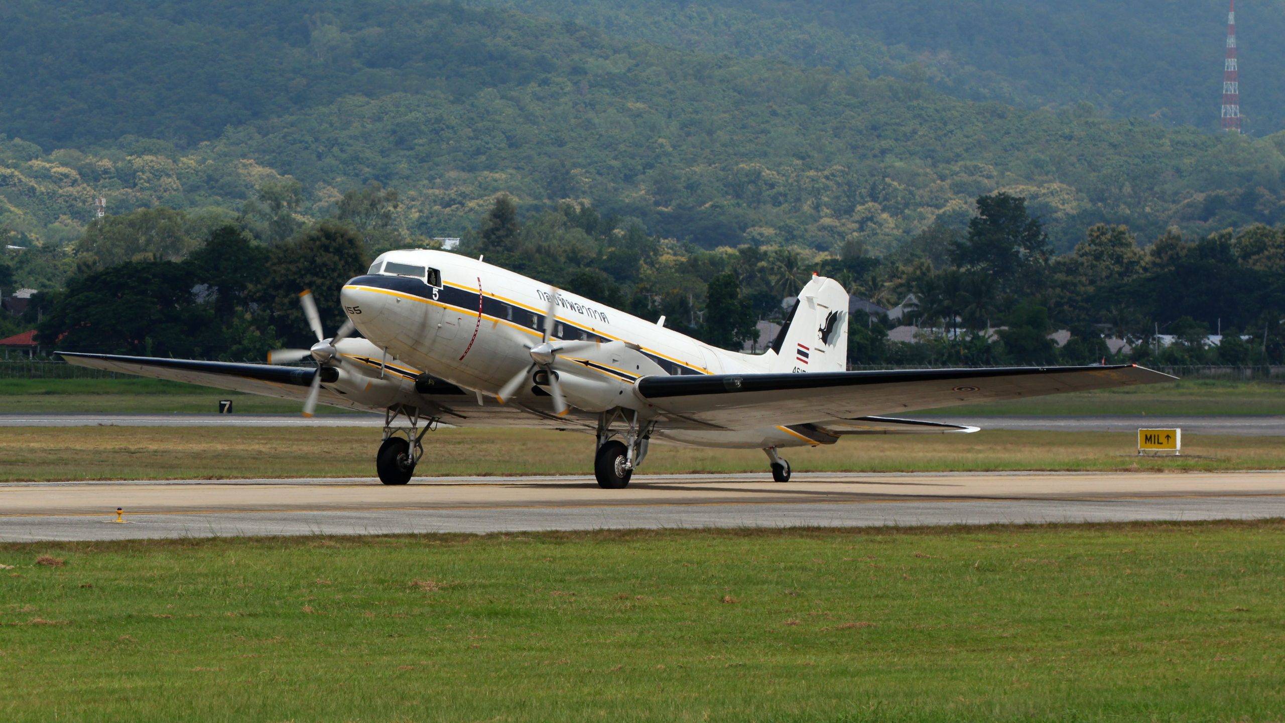 Basler BT-67: Alles, was Sie über das umgebaute Versorgungsflugzeug wissen müssen