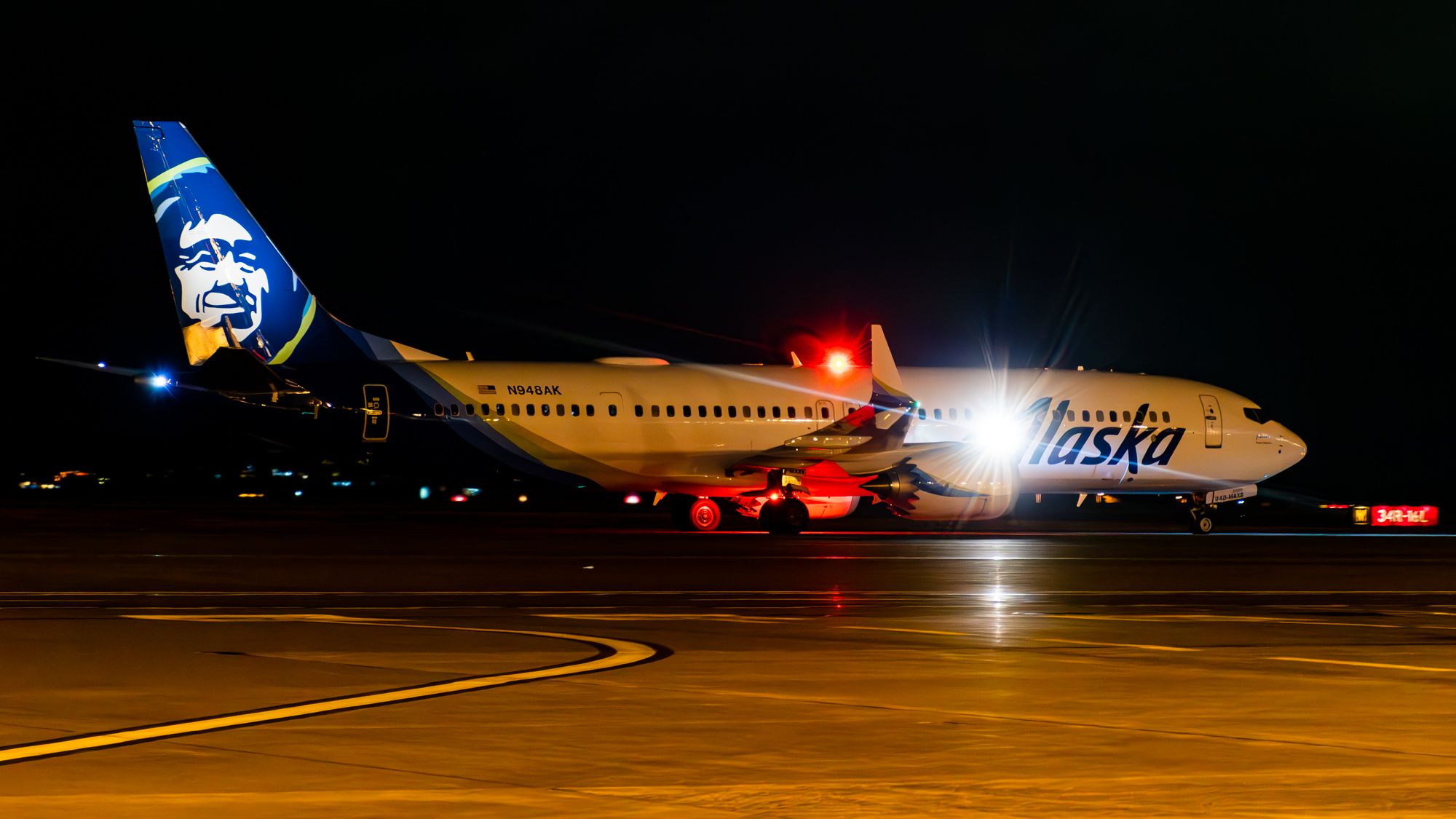 BREAKING: Alaska Airlines Boeing 737 max 9 dlent aufgrund des plötzlichen Verlusts der Ausgangstür