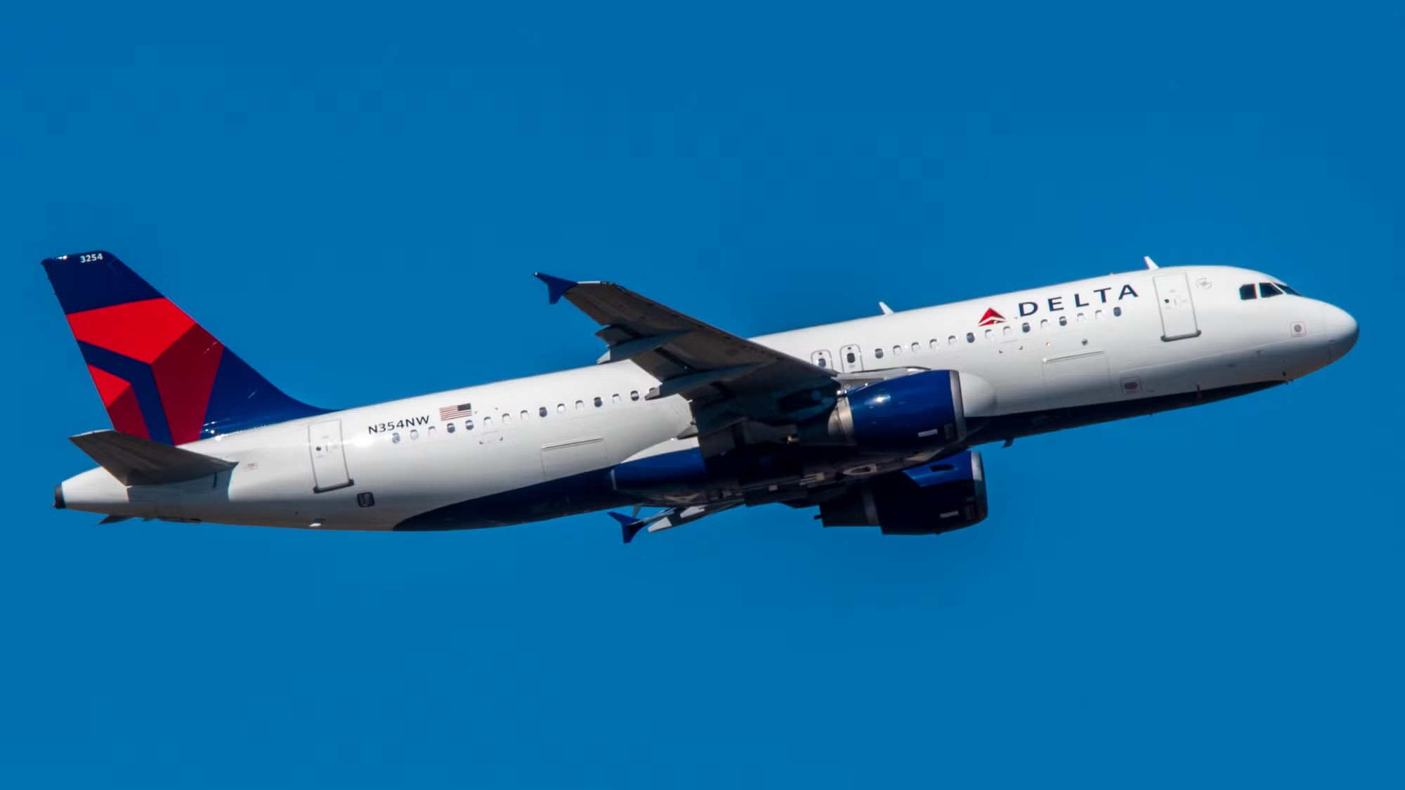 Delta Air Lines A320 nach Raleigh-Durham umgeleitet, nachdem die Piloten Flugdecks gemeldet hatten