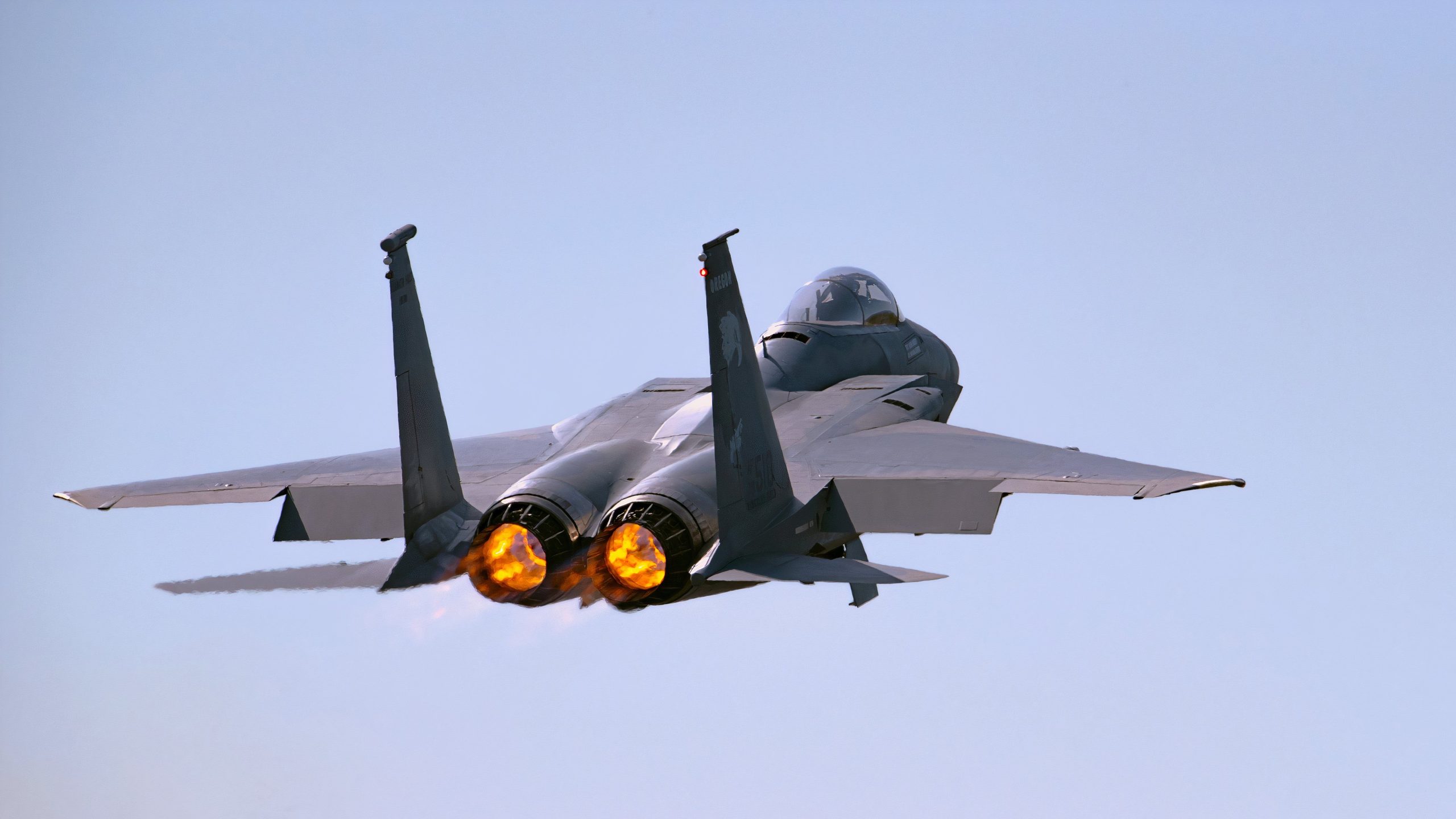 USAF veröffentlicht die Ergebnisse zu F-15D Kingsley Field-Missgeschick, die einen Verlust von 35 Millionen US-Dollar für Jet verursachten