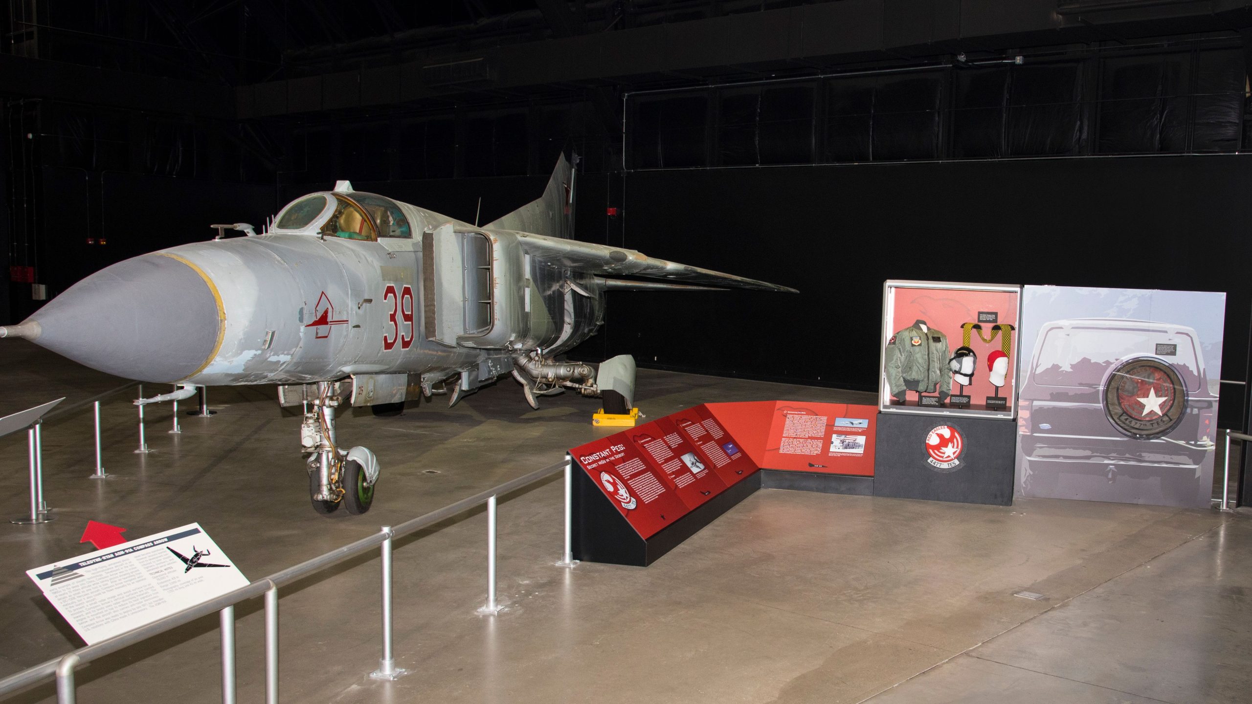 Amerikas geheime Migs: Die Geschichte des 4477. Test- und Bewertungsgeschwaders