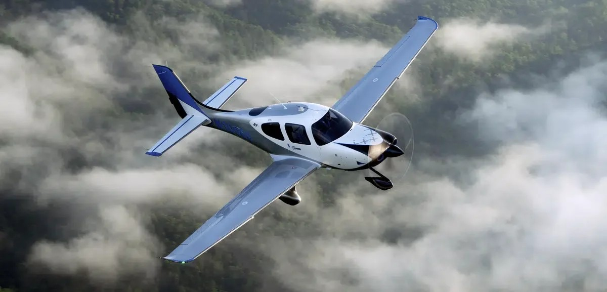 Cirrus feiert seine 10.000. SR 