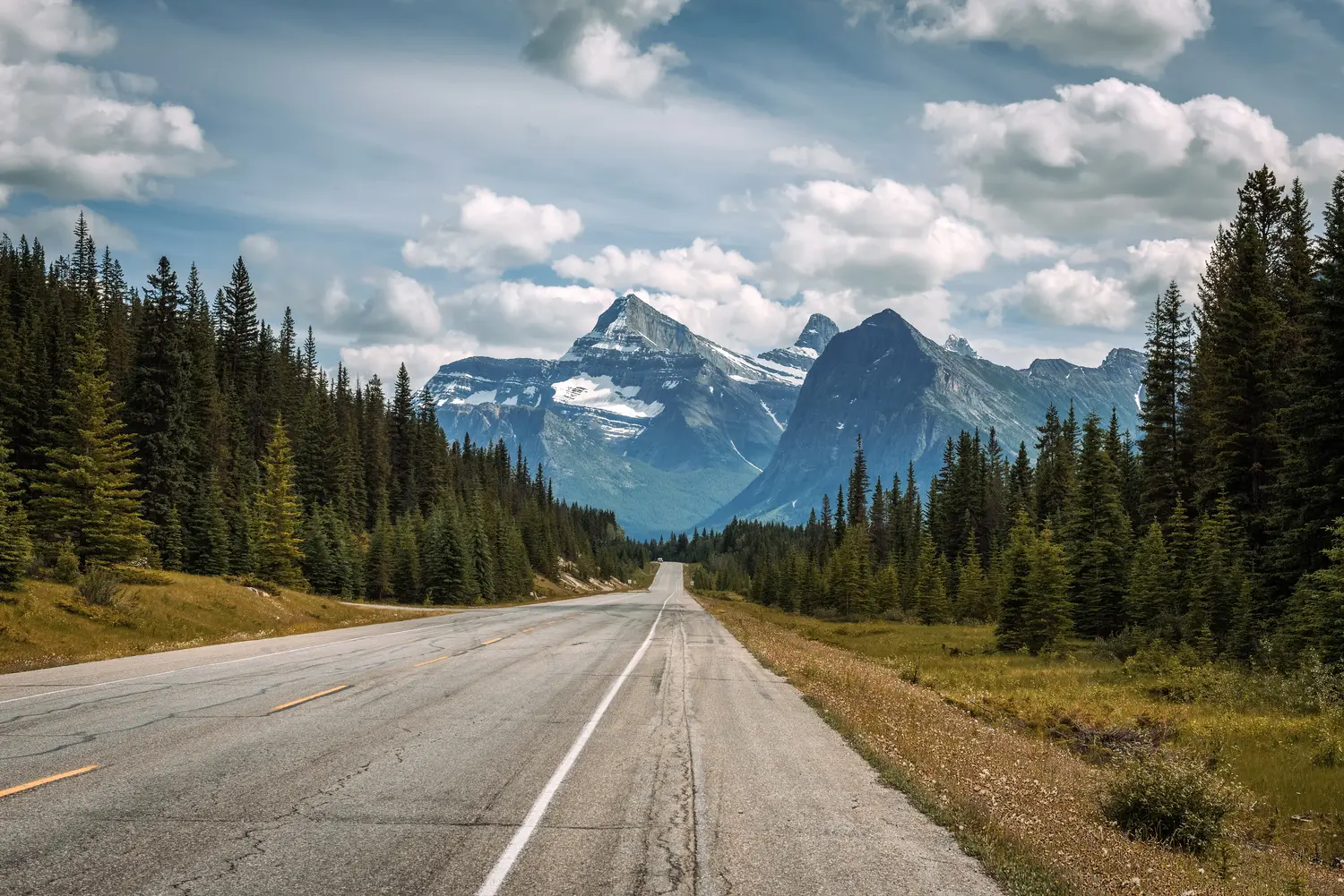 Der ultimative Leitfaden zum Fahren des Icefields Parkway in Kanada