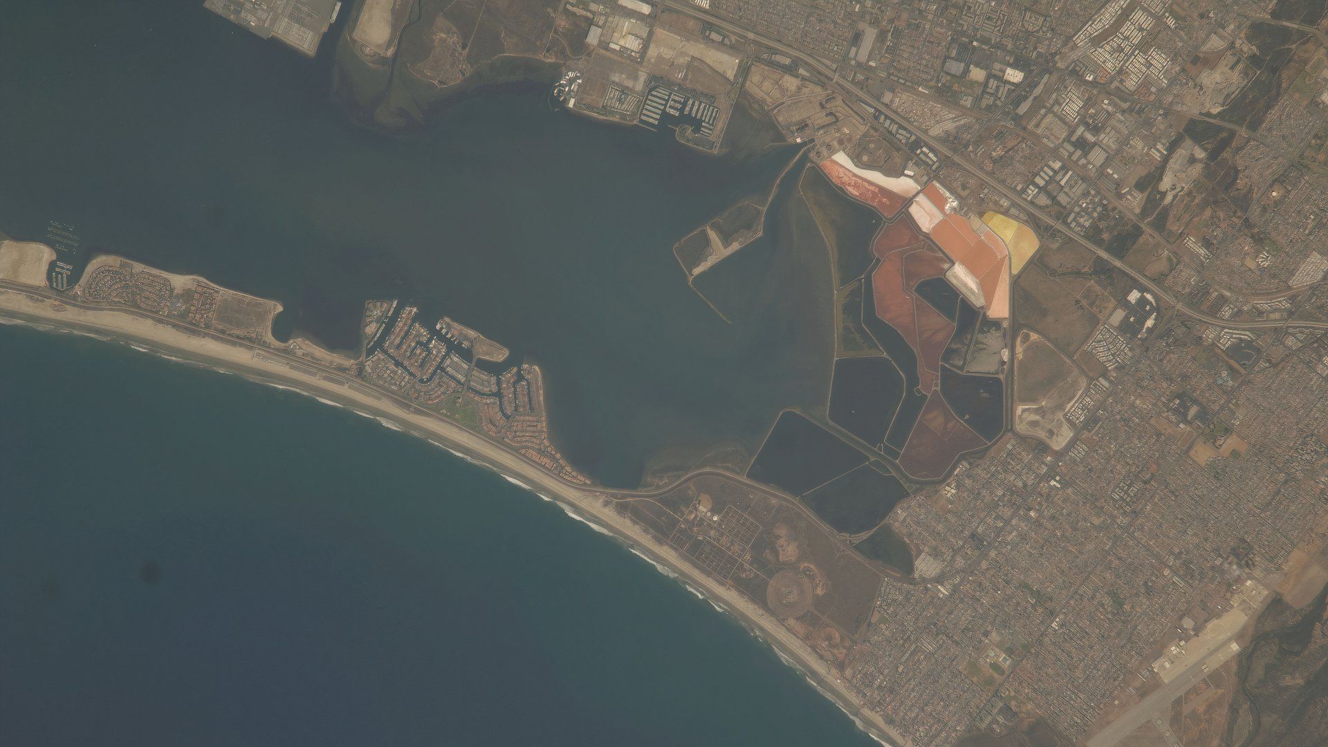 Dies könnte der am stärksten kontaminierte Strand in Kalifornien sein