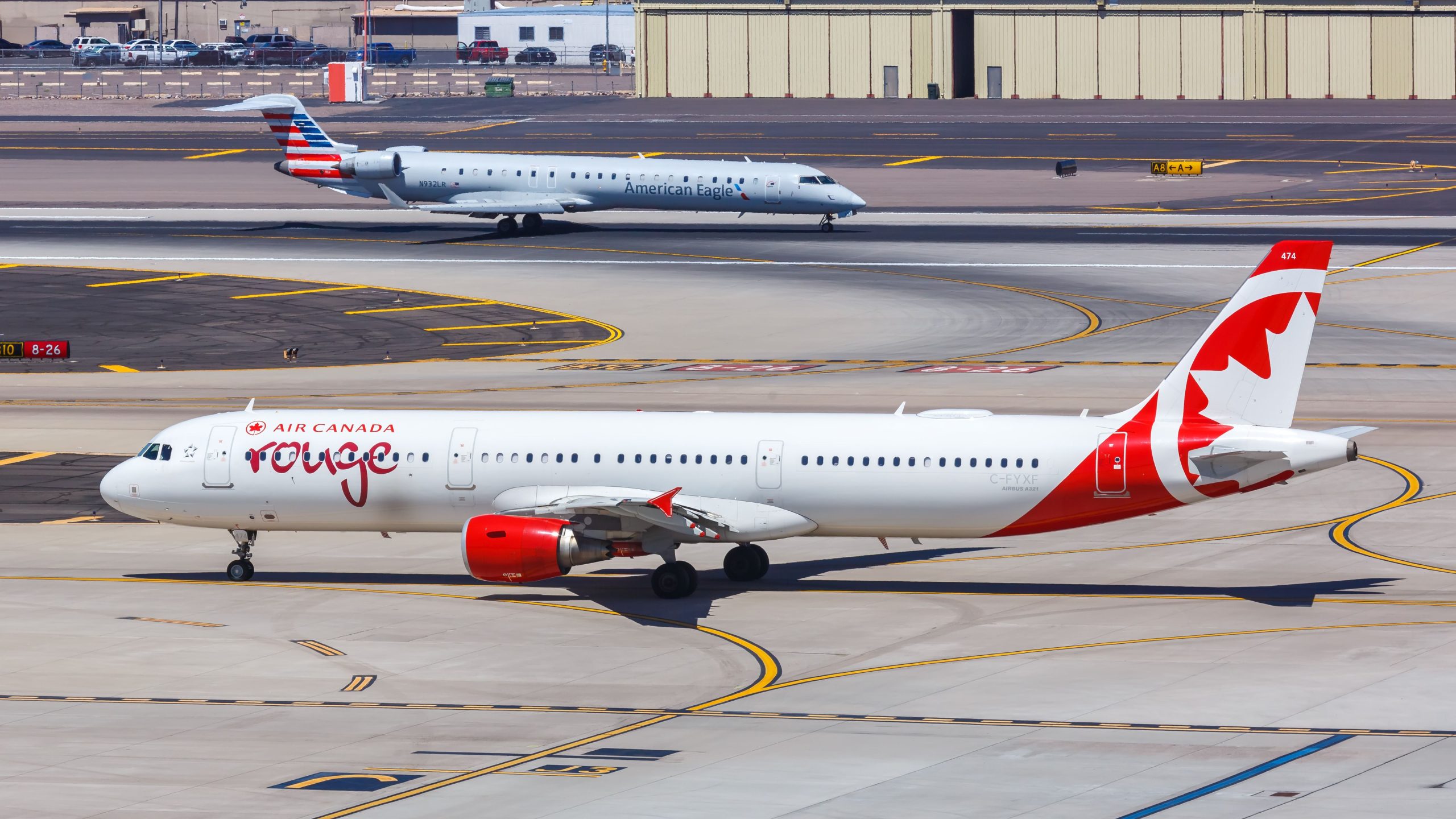 Air Canada Rouge Airbus A321 leitet Des Moines nach Rauch im Cockpit um