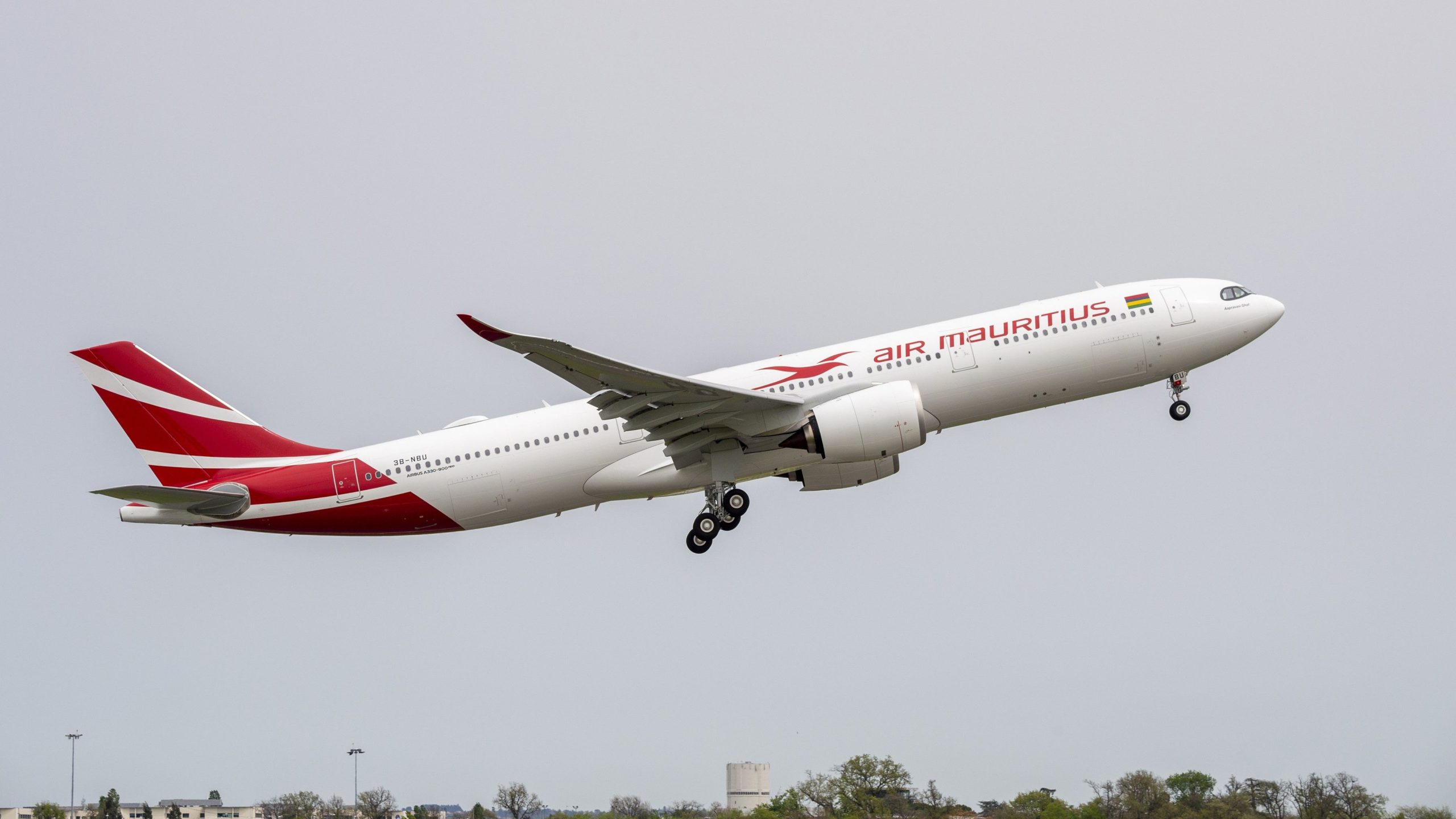 Der Flughafen Mauritius wird wieder geöffnet, nachdem tropischer Zyklon mehr als 40 Flüge absagt