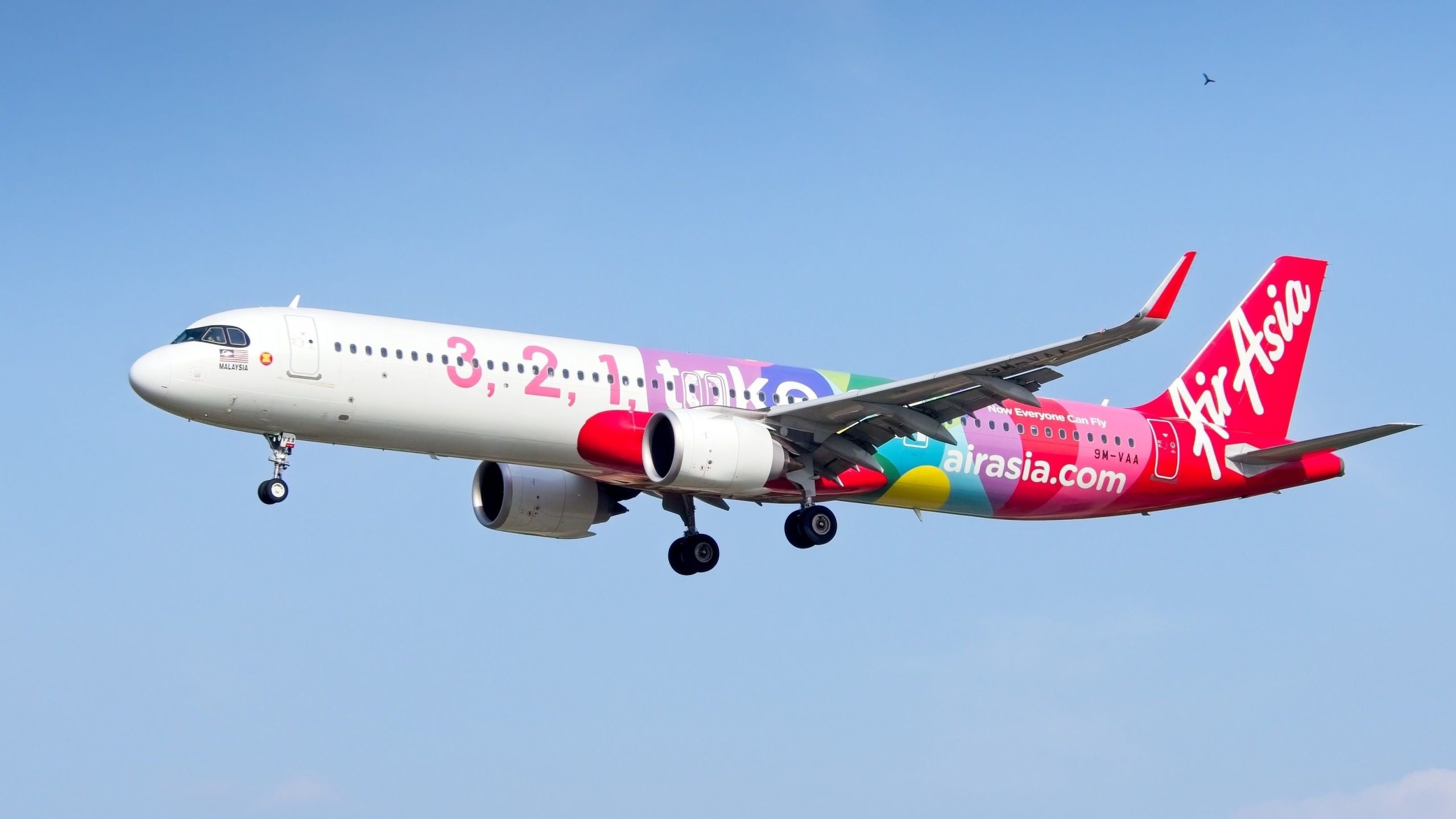 AirAsia schickt den ersten Airbus A321neo 