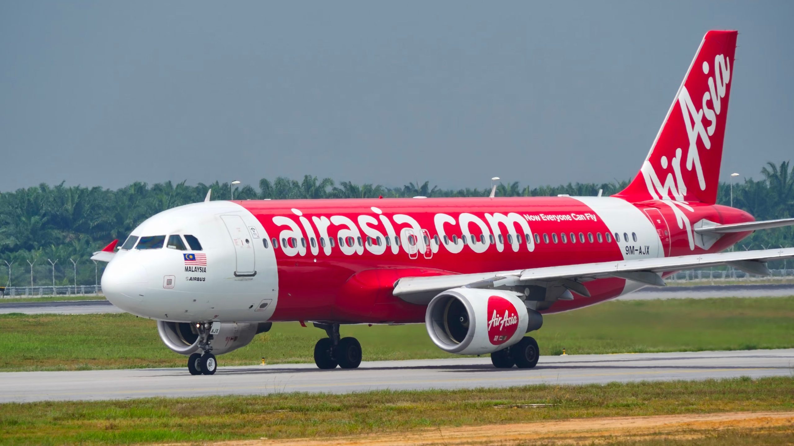 AirAsia Airbus A320 bringt ahnungslose Passagiere auf die Malediven