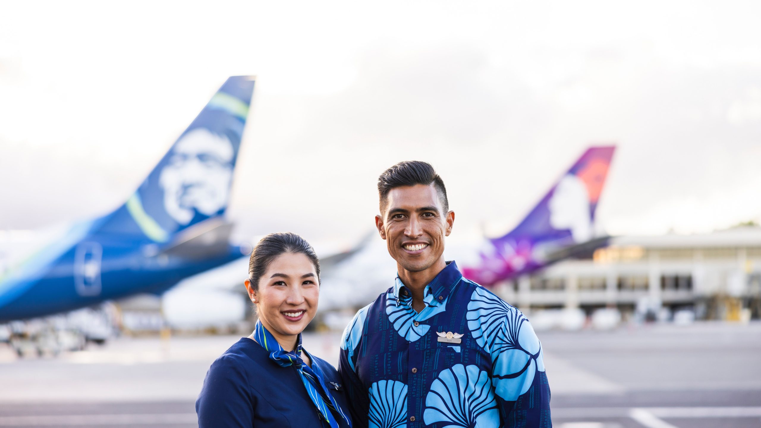 Sie können jetzt Meilen direkt zwischen Alaska Airlines und Hawaiian Airlines übertragen