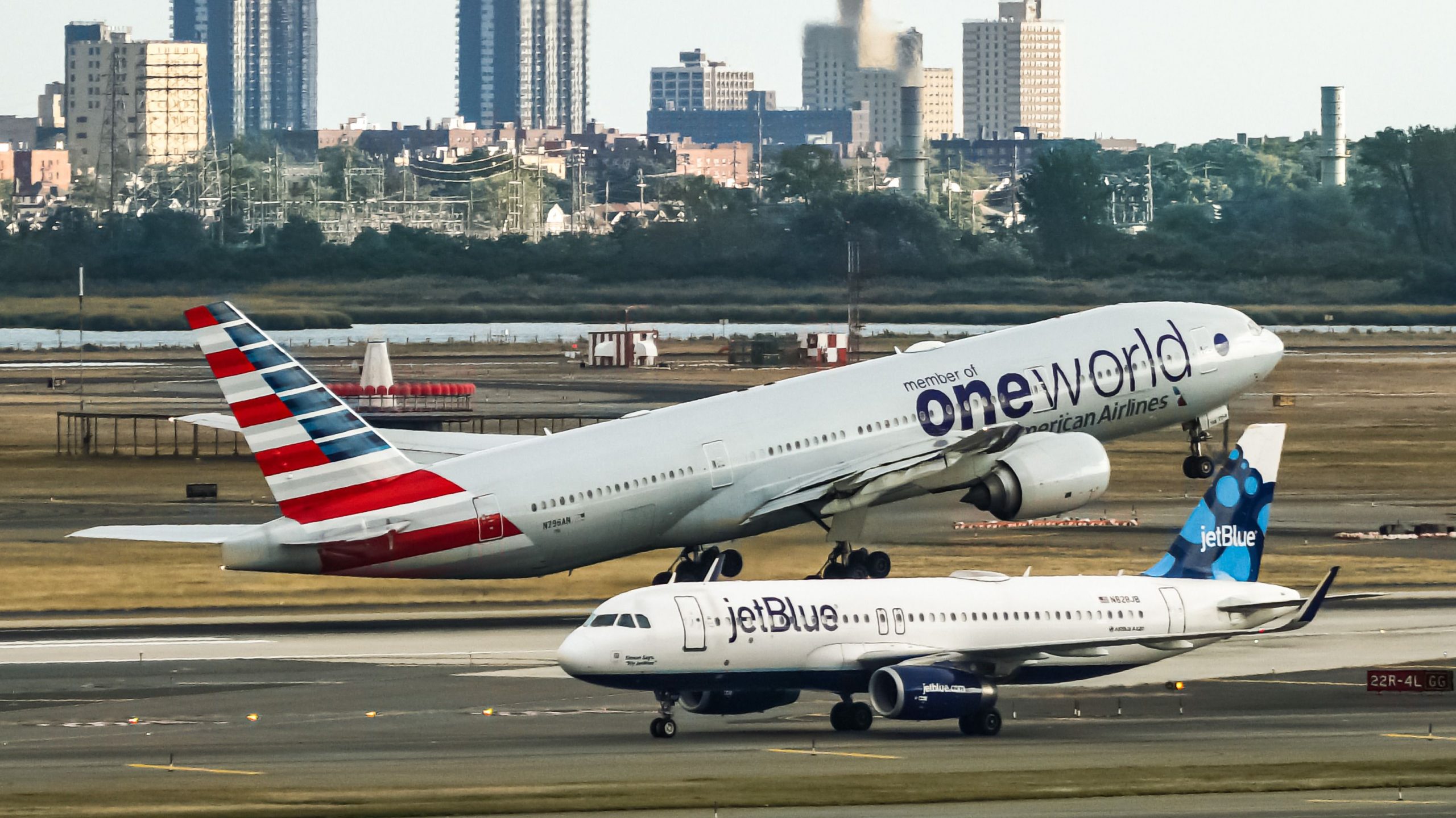 New York City Flughäfen bereiten sich auf Rekord 150 Millionen Passagiere im Jahr 2025 vor