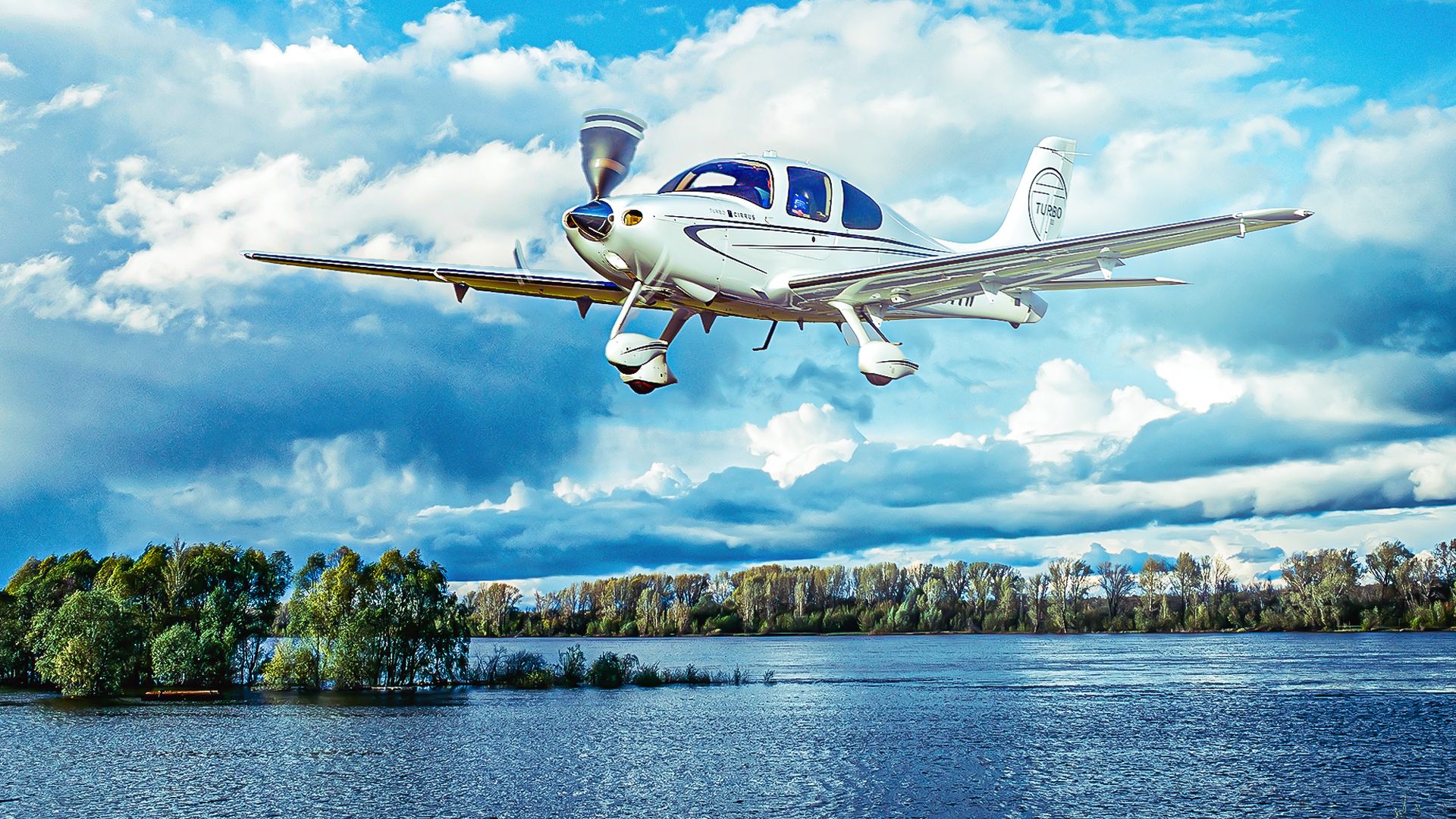 Über Fallschirme hinaus: 5 einzigartige Sicherheitsmerkmale in der allgemeinen Luftfahrt