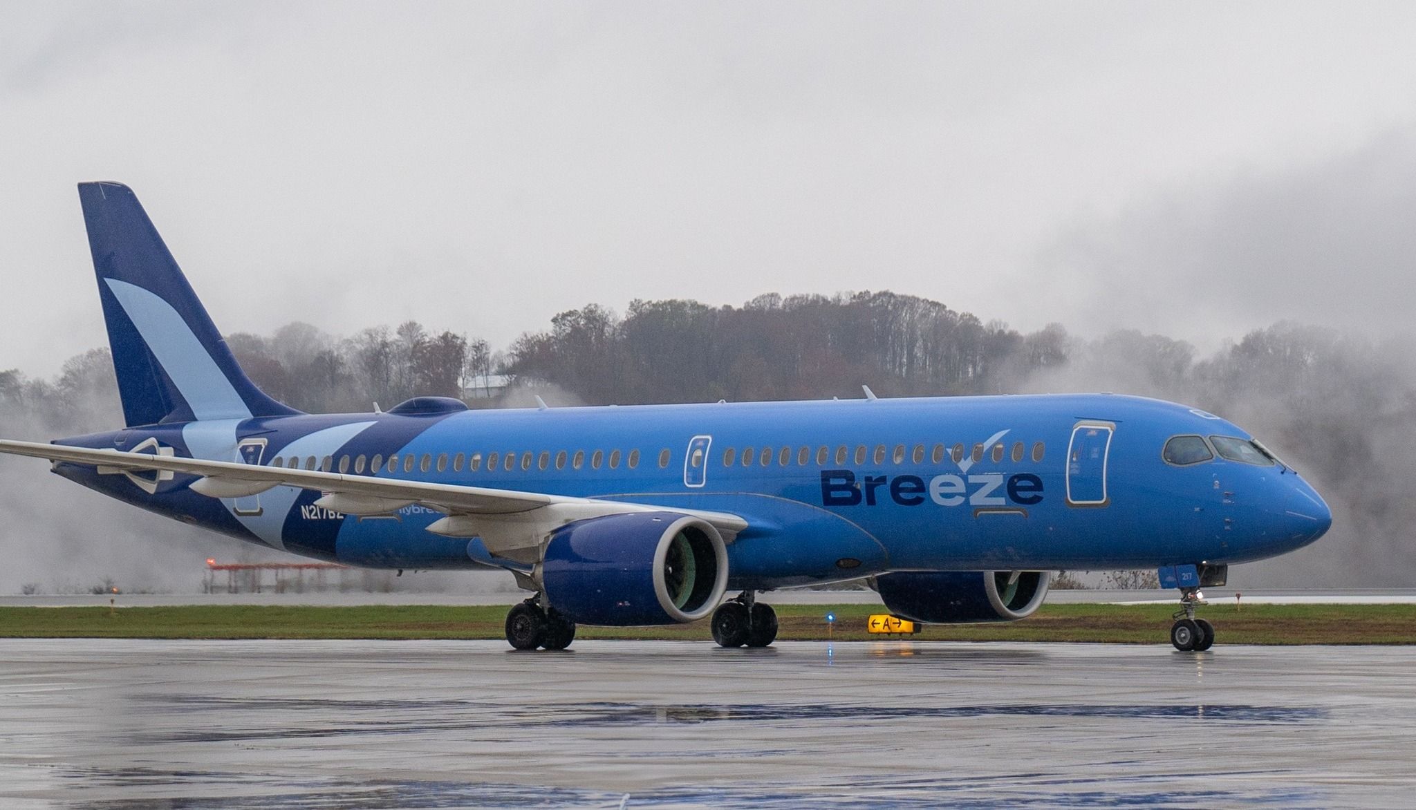 Breeze Airways eröffnet Service zwischen Charleston, West Virginia &amp; Newark