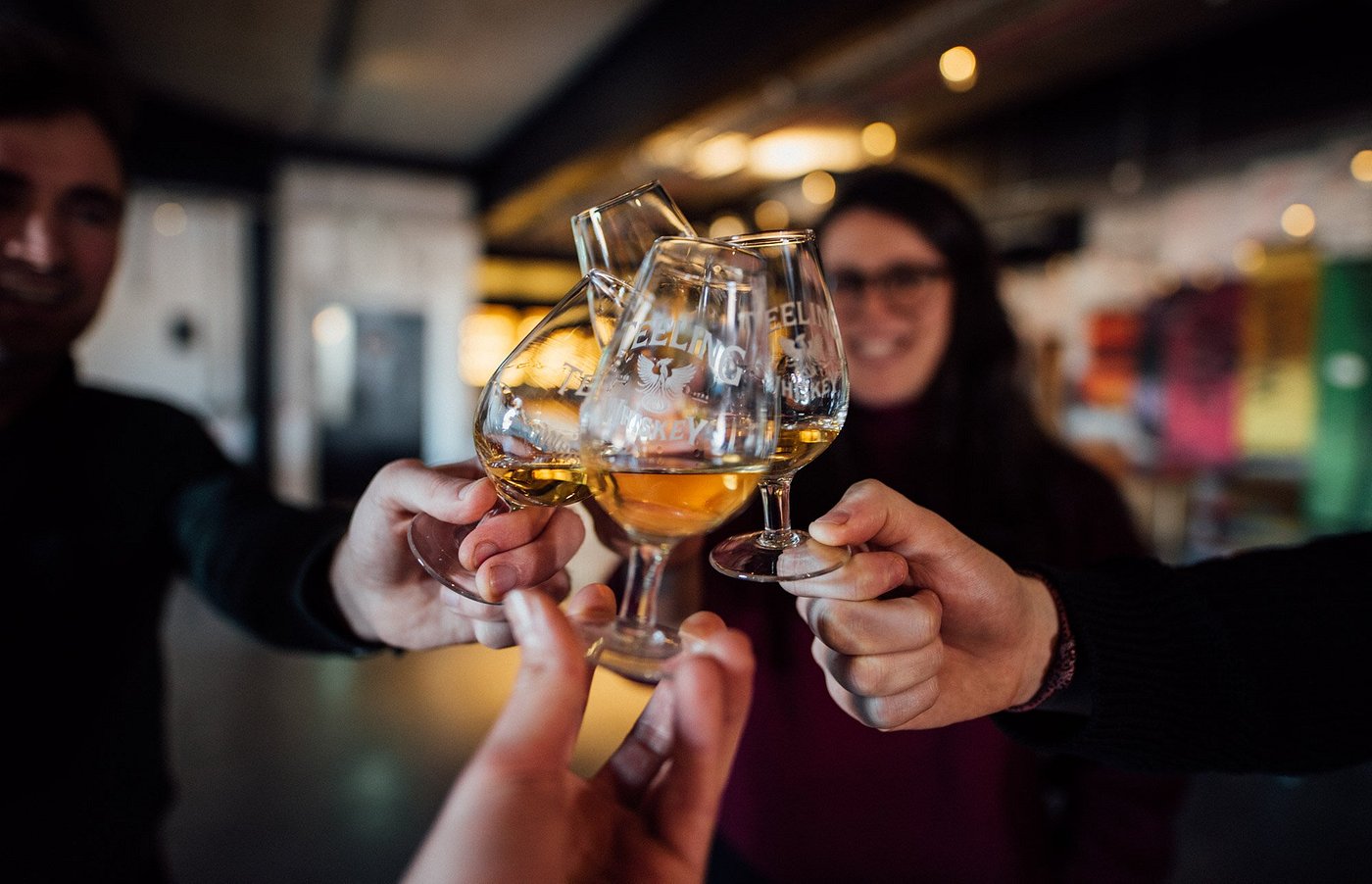 5 der coolsten Whisky-Brennerei-Touren in Irland: Muss auf der Emerald Isle gesehen werden