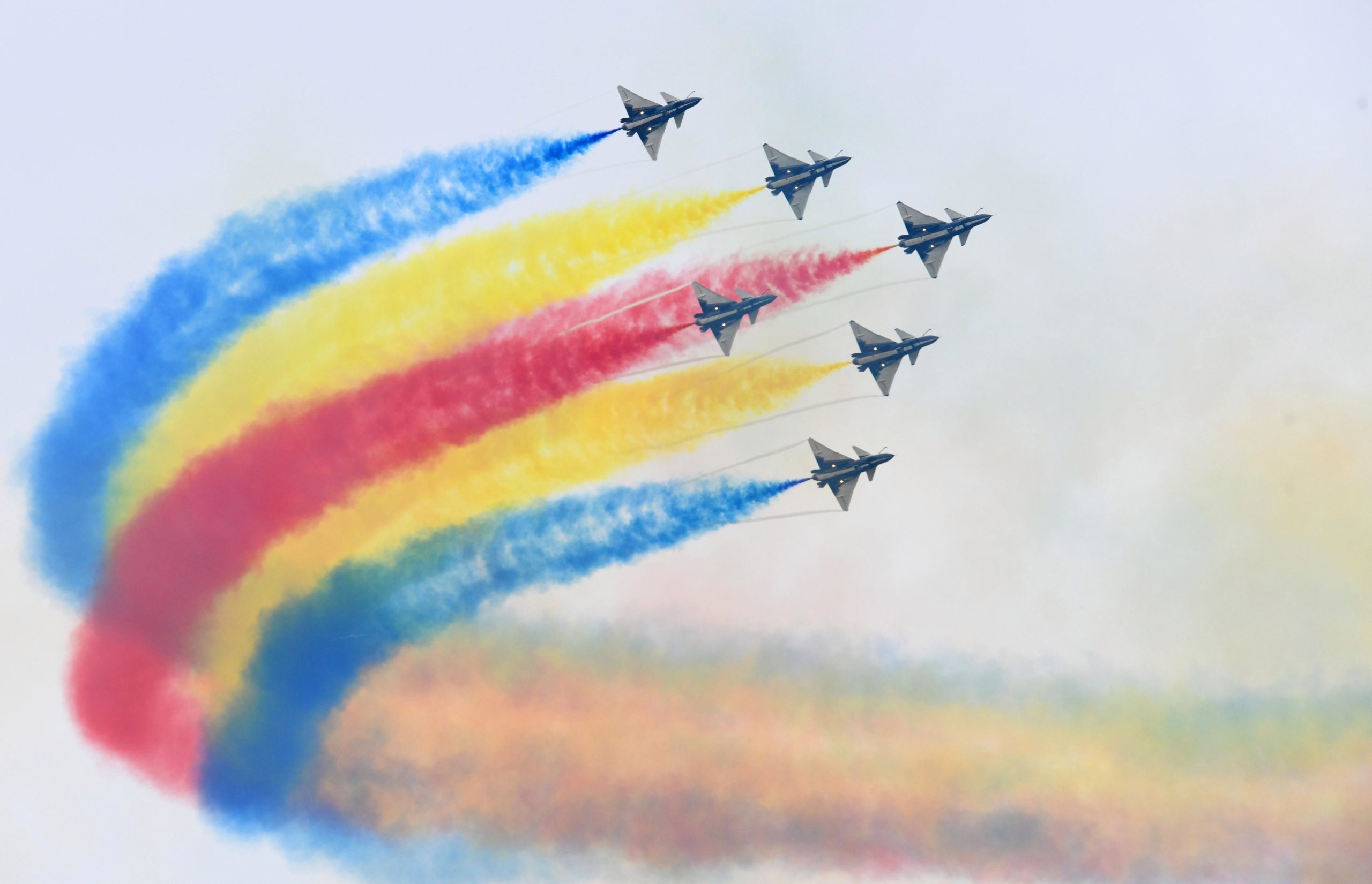 Air China wurde als Comac C929 WideBody Launch Customer &amp; New Military Aircraft angekündigt, das bei 15. China Airshow in Zhuhai vorgestellt wurde