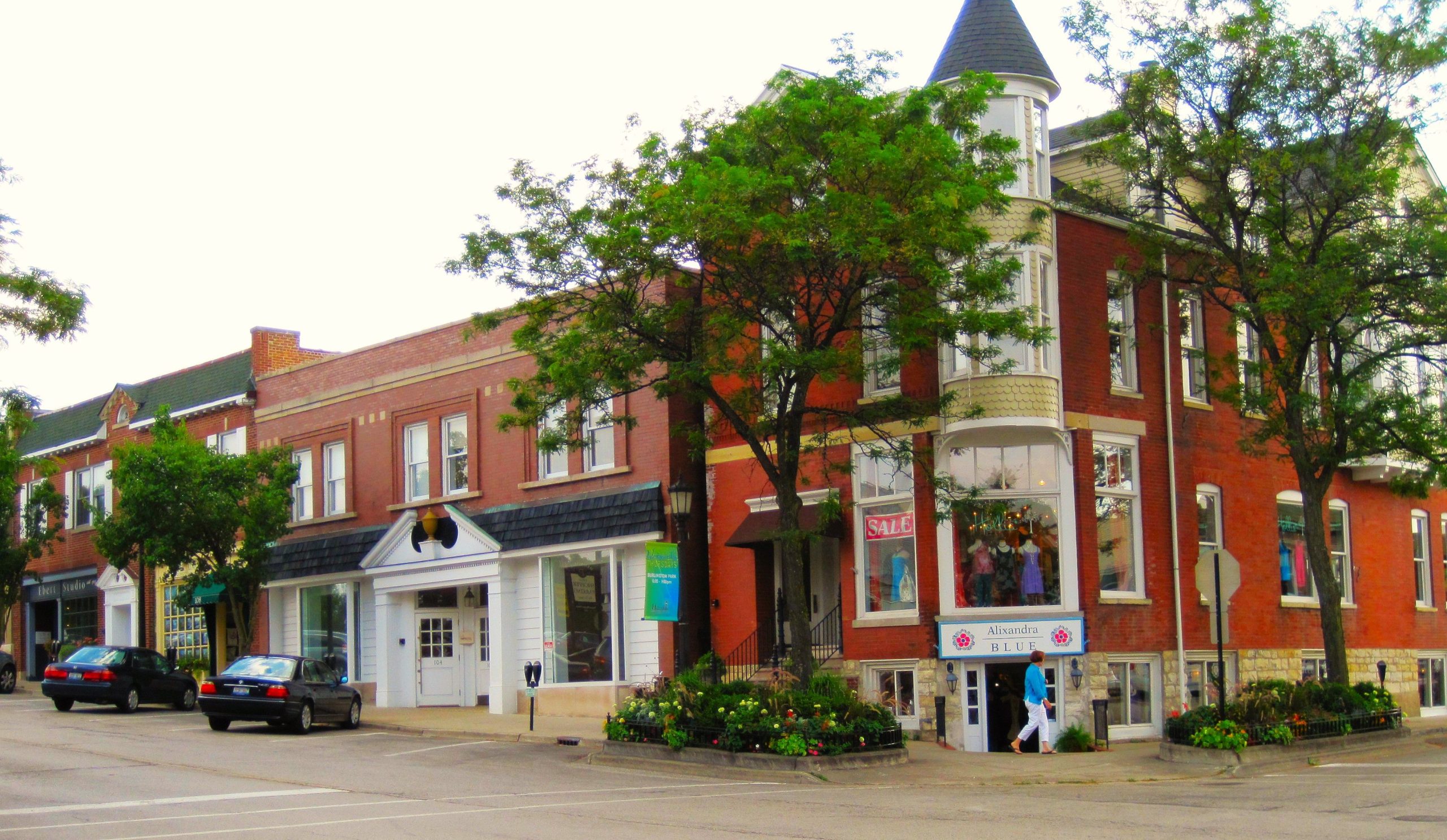 Dieses exklusive Dorf vor der Haustür in Chicago ist Illinois '"Beverly Hills"