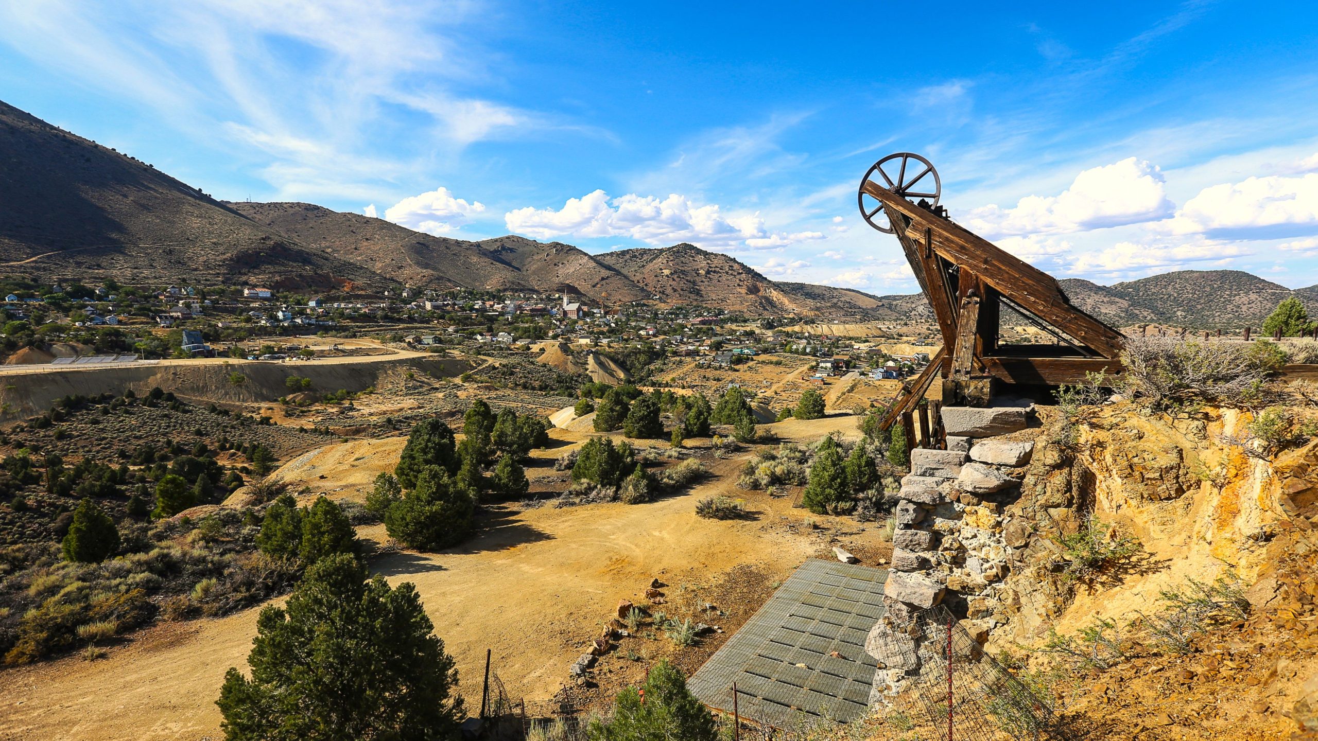 Überspringen Sie die Sierra: Amerikas am meisten unterschätztes „Living Ghost Town“ befindet sich in Montanas Rocky Mountains