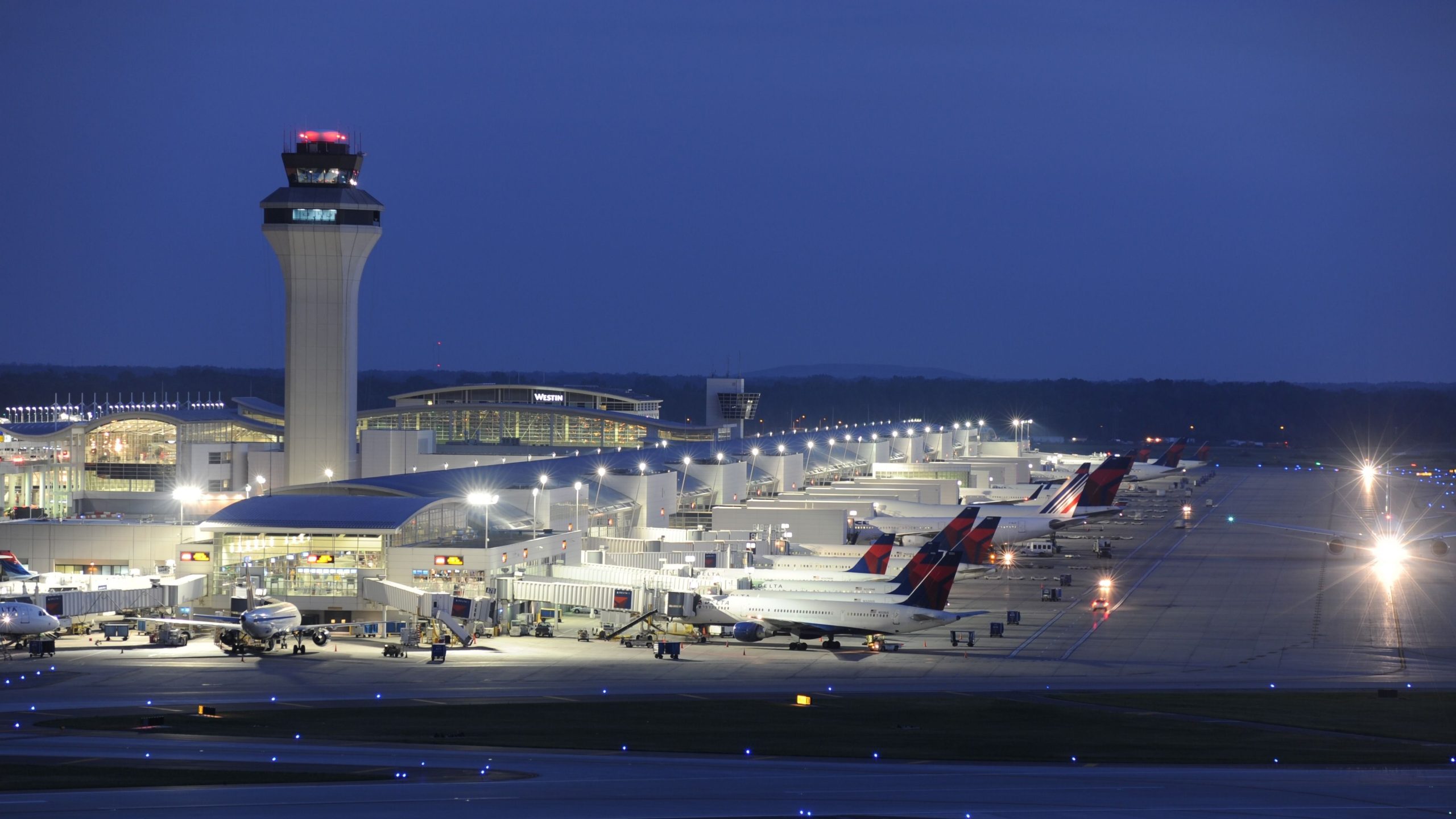 Der Flughafen Detroit Metro startet Traditionsprogramm, um Punkte, Cashback und Fluggesellschaften zu erhalten