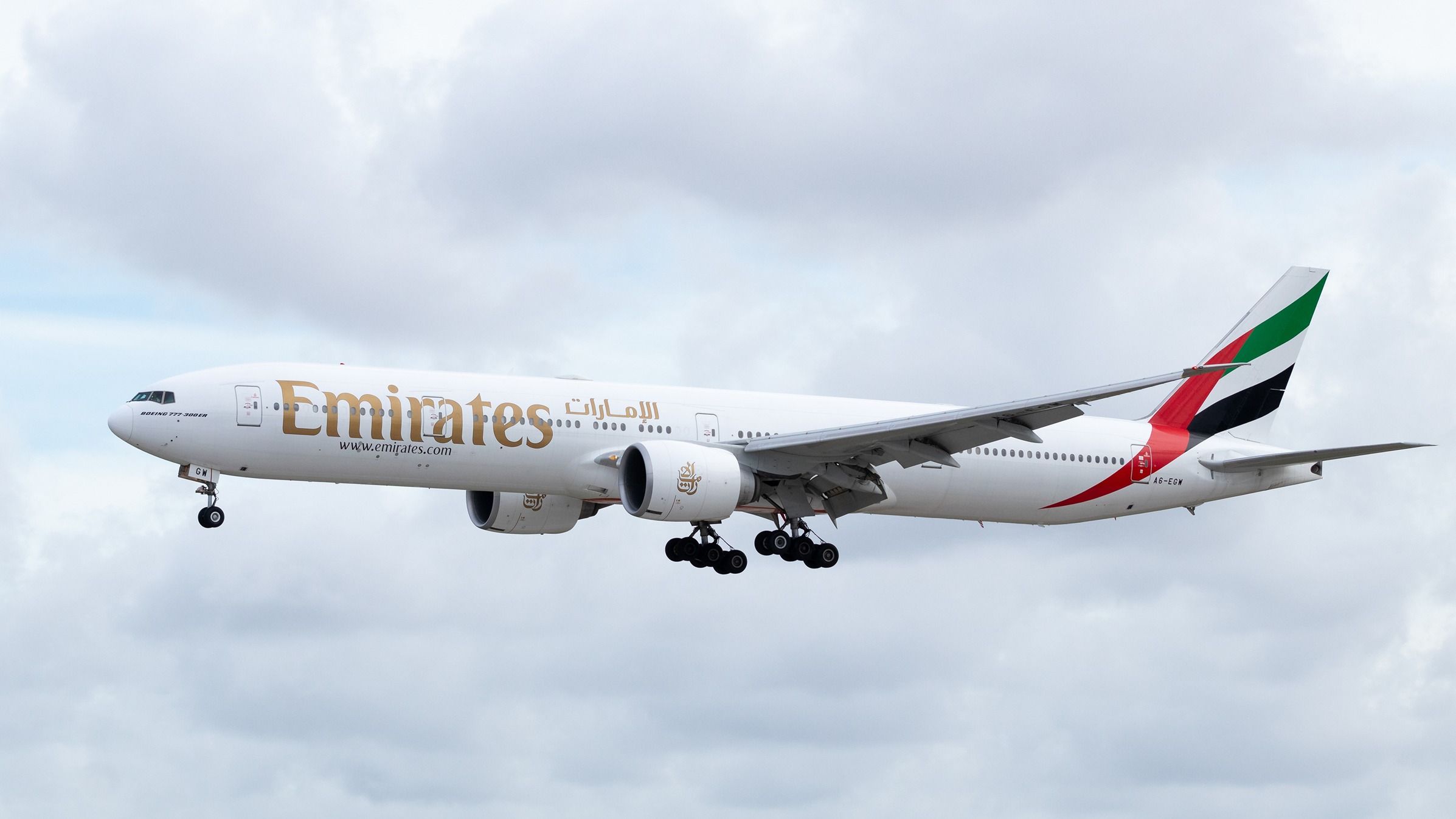 Überprüfen Sie die Konkurrenz auf Emirates 'New Miami-Bogota Route