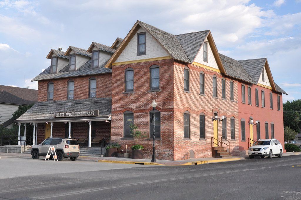 Bewegen Sie sich um, Jackson Hole: Diese Bergstadt ist Wyomings am meisten unterschätzter Skigebiet (mit heißen Quellen)