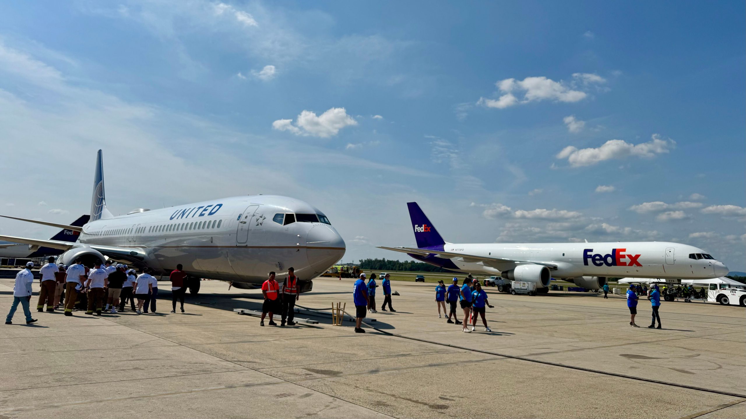 In Bildern: Annual Dulles Day Flugzeug ziehen 580.000 US 