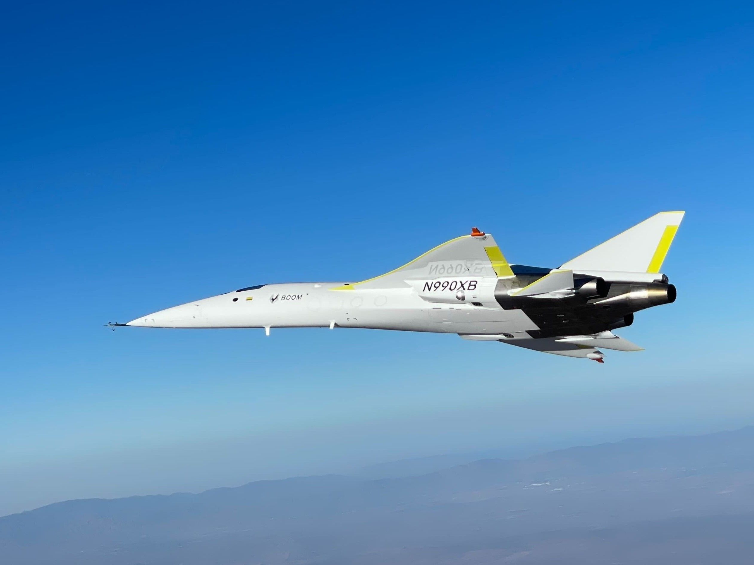 Der XB-1 von Boom Supersonic vervollständigt den 4. Testflug