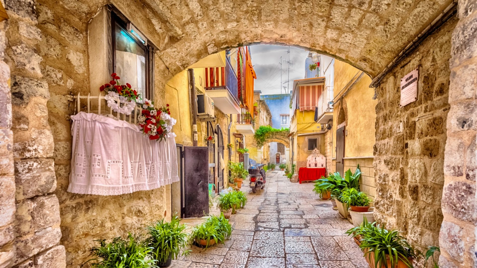 7 Erschwingliche Alternativen zur Italiens Amalfiküste