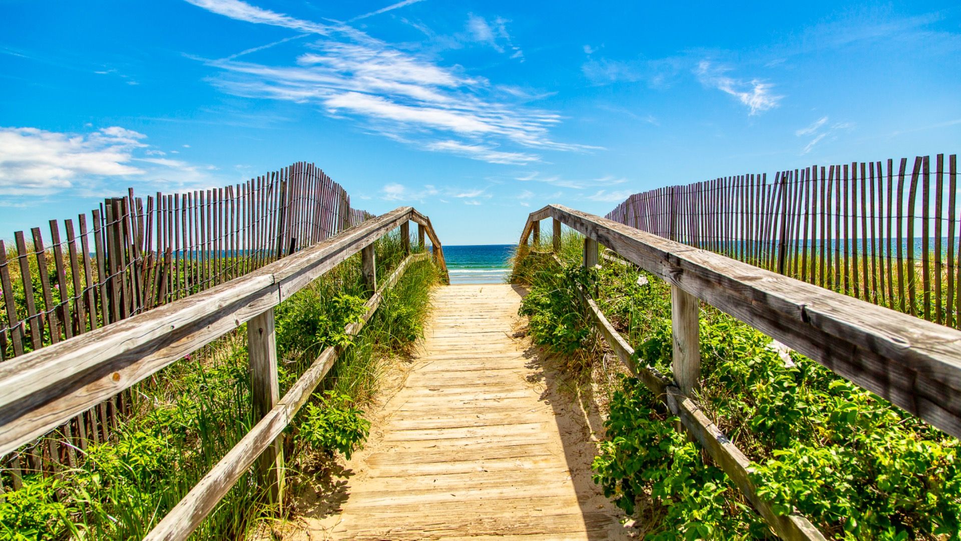 Vergessen Sie Hawaii: 7 billigste Strandstädte in Neuengland diesen Sommer