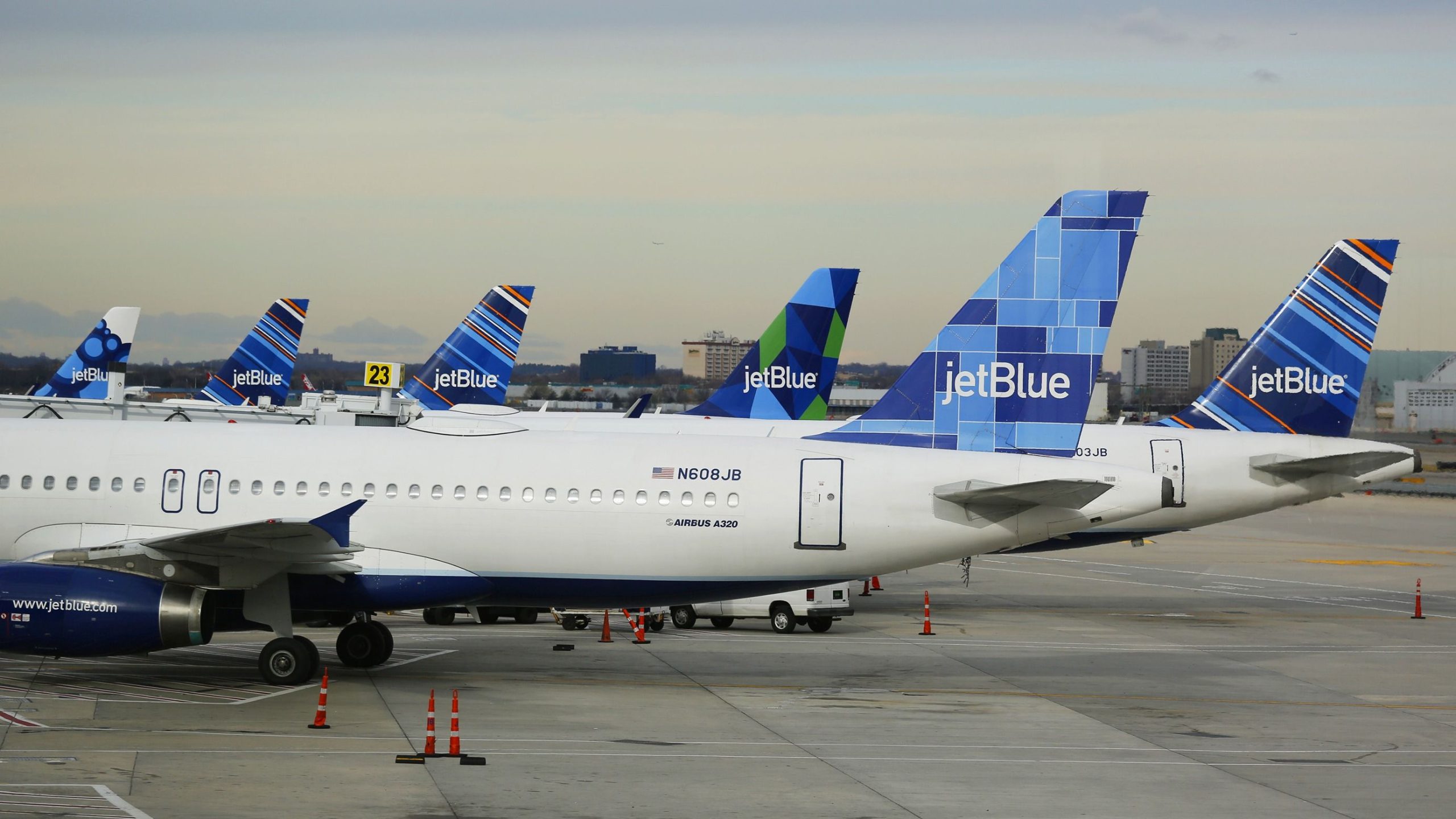 JetBlue schrumpfende Kapazität im Jahr 2024, um nach fehlgeschlagener Spirit Airlines 