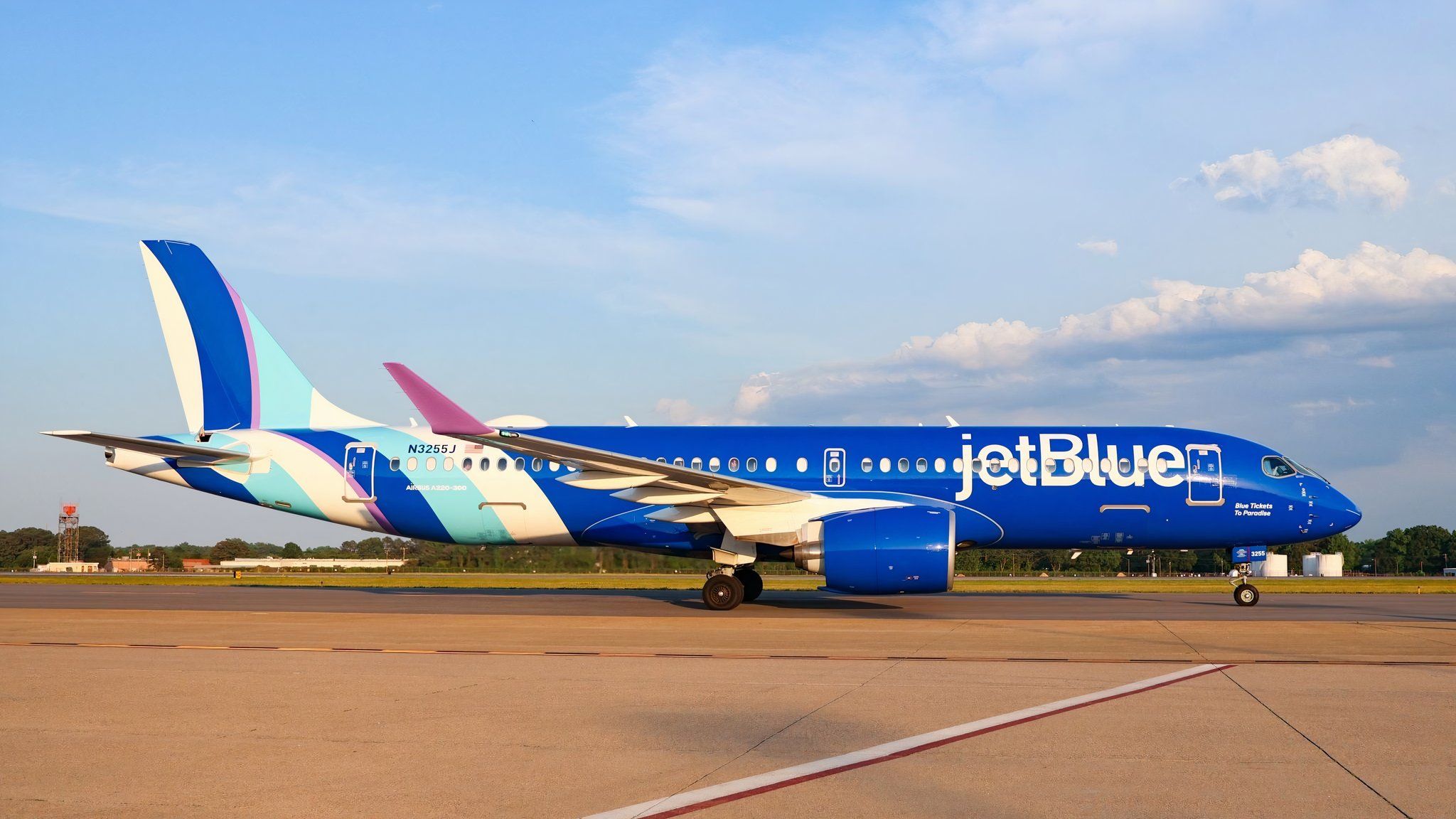 JetBlue &amp; Breeze Airways begannen diese 10 Routen in 3 Tagen