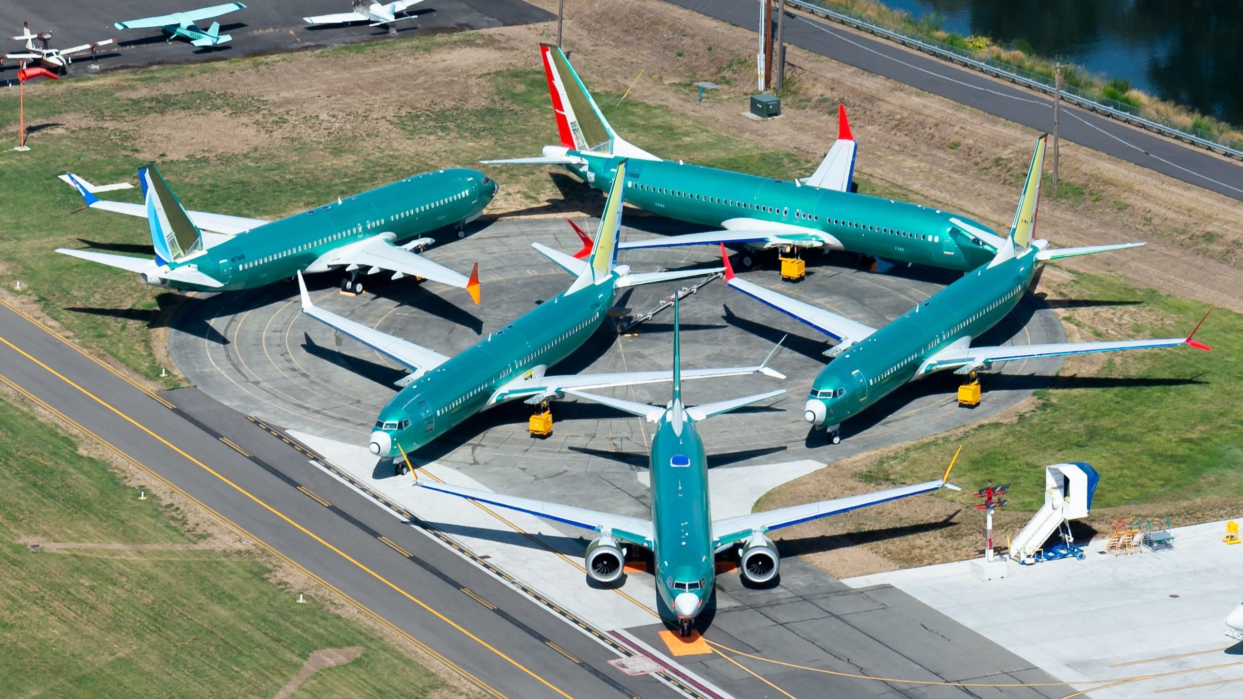 Ex-Rockwell Collins-Führer tritt als Kandidat für den CEO von Boeing auf