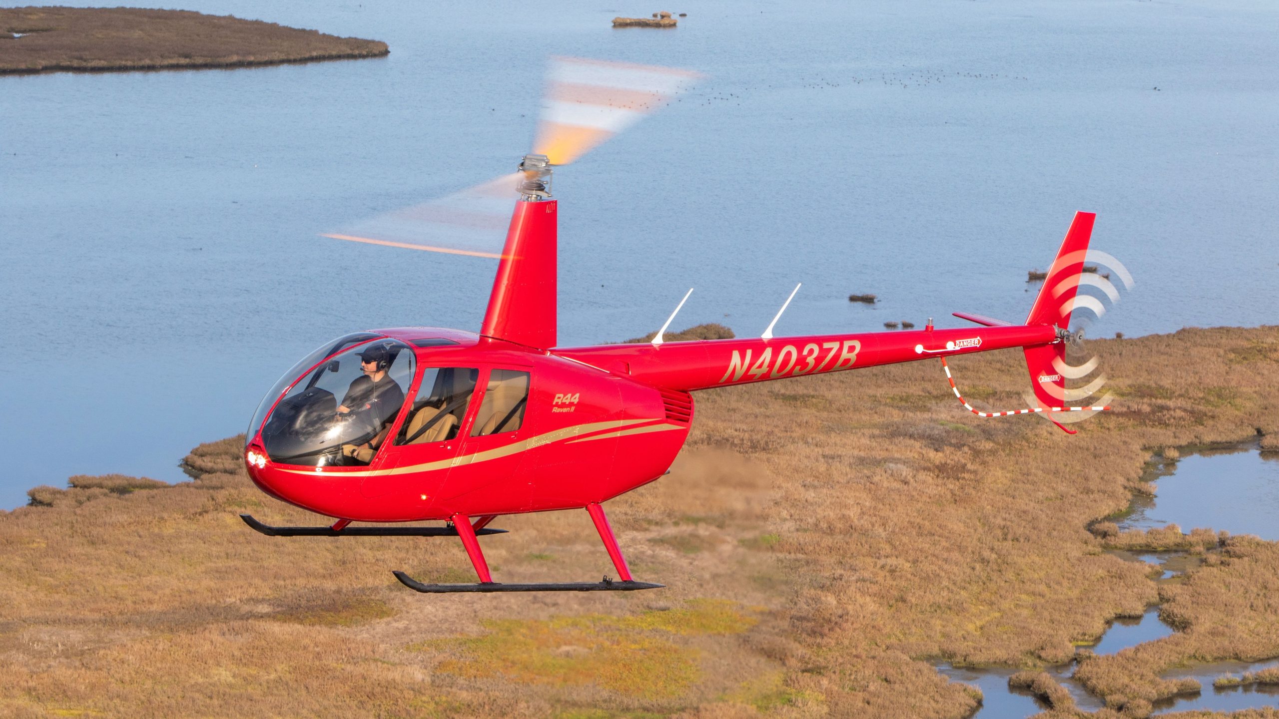 Breaking: Hubschrauberpilot, der in Australien als nicht autorisierter Flug getötet wurde, stürzt in das Cairns Hotel ab