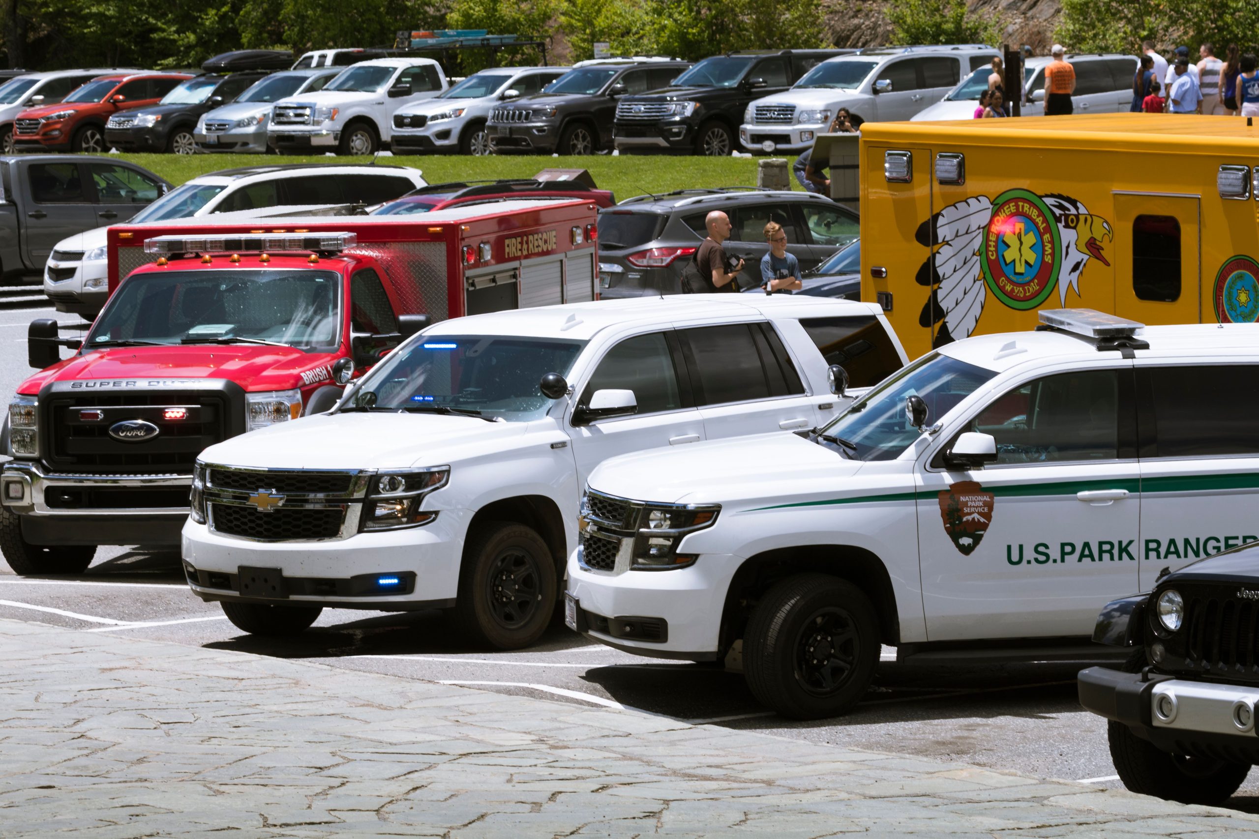 Park Rangers und Tennessee Troopers führen gewagte Rettung im Smoky Mountains National Park durch