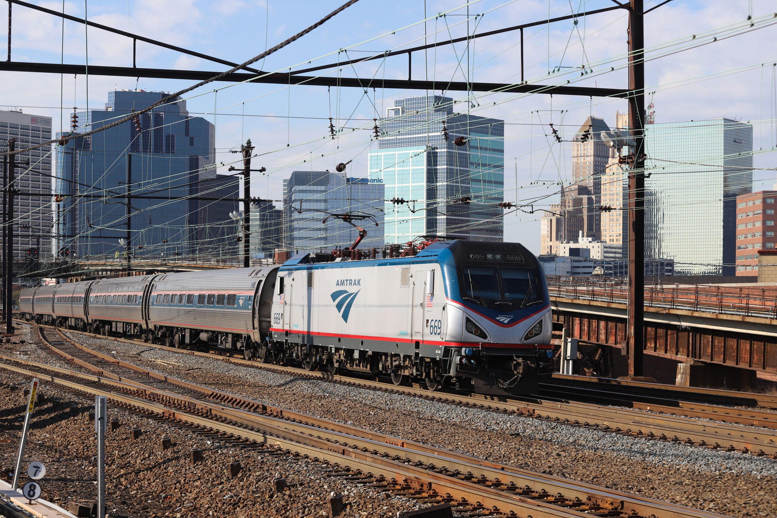 Amtrak erzeugt eine entgegengesetzte Reaktion auf seine Fortschritte in New Jersey im Vergleich zu Texas