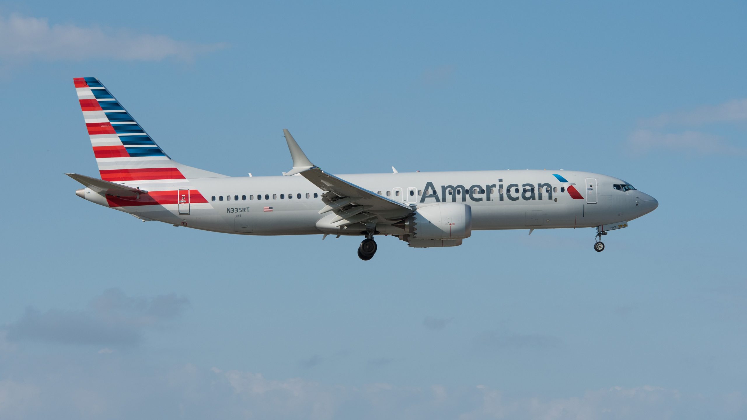 American Airlines Suspends Flüge nach Haiti bis Februar, nachdem er in Boeing 737 Max 8 Bugh Loch gefunden hatte