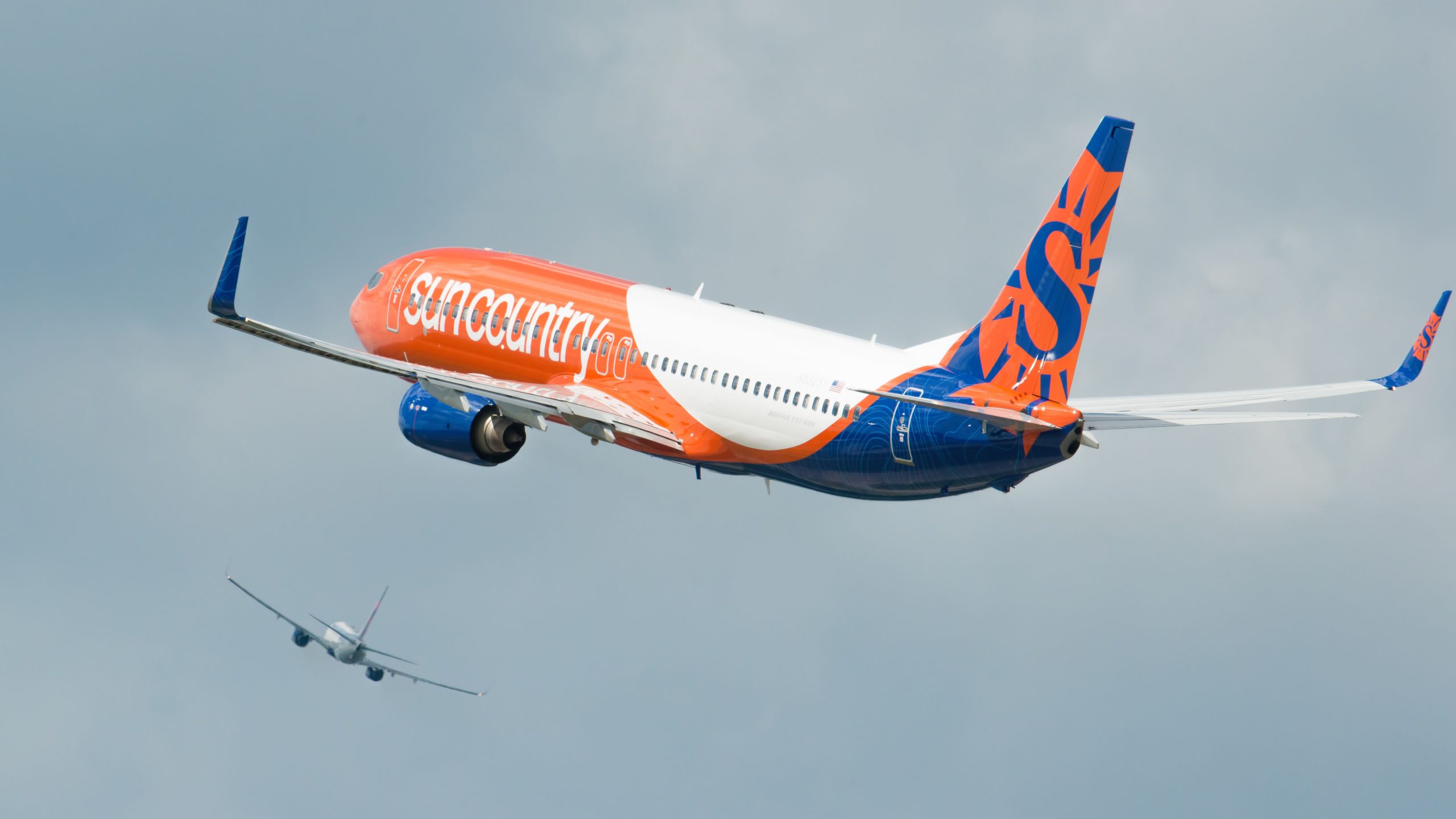 Sun Country zitiert die Überkapazität der Industrie, wenn der 2. Pax 