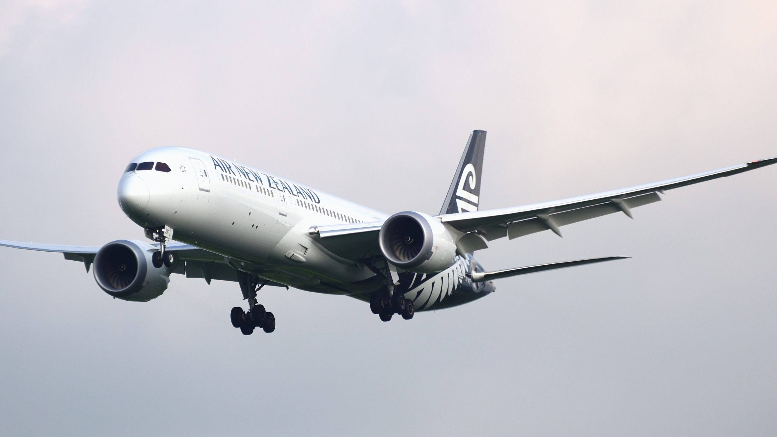 Anti-Ice-Ausgabe fordert Air New Zealand Boeing 787-9 Dreamliner dazu, nach 2 Stunden Inflight nach Auckland zurückzukehren