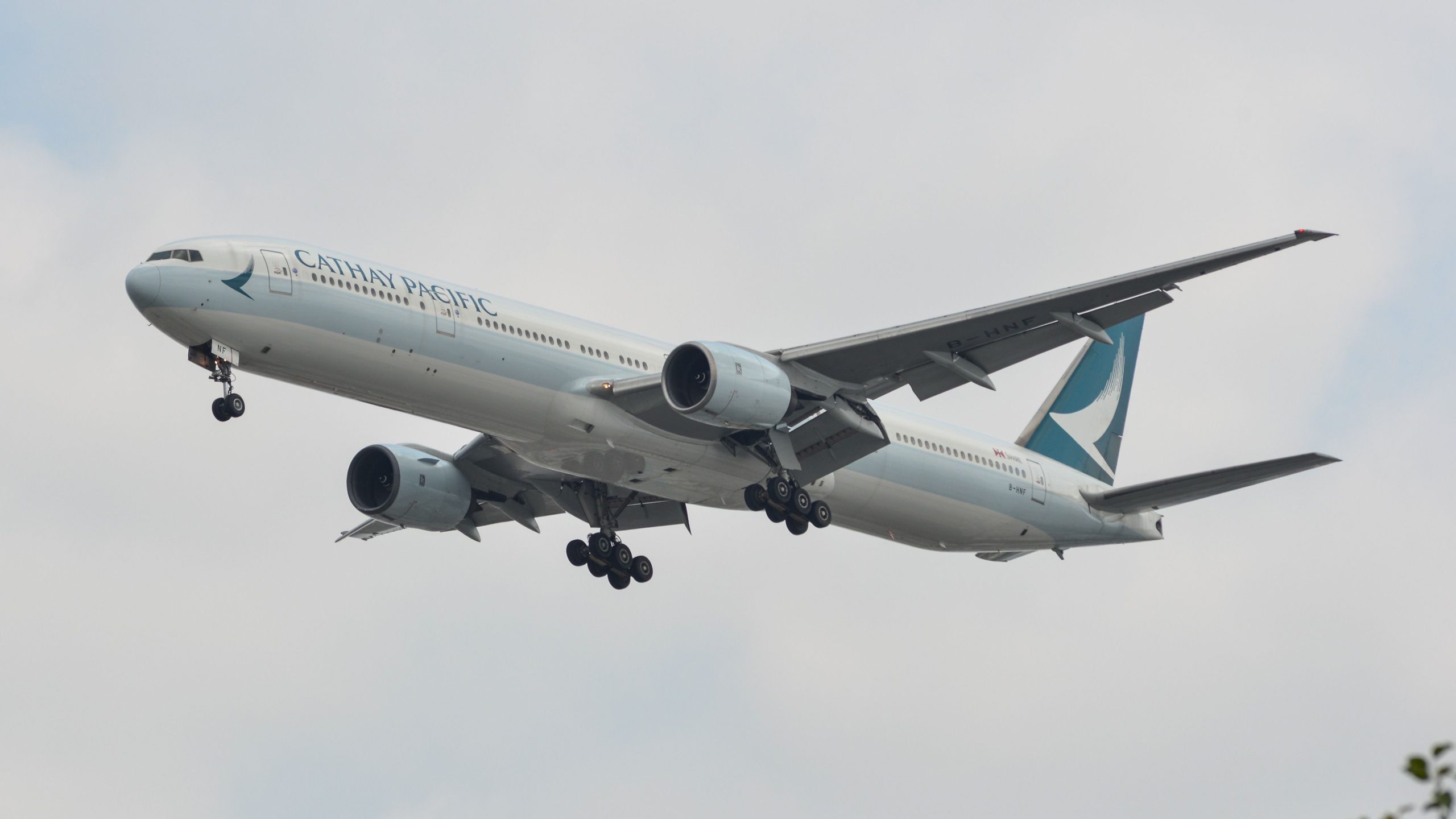 Cathay Pacific Consolidates Flüge &amp; erhöht die Standby 