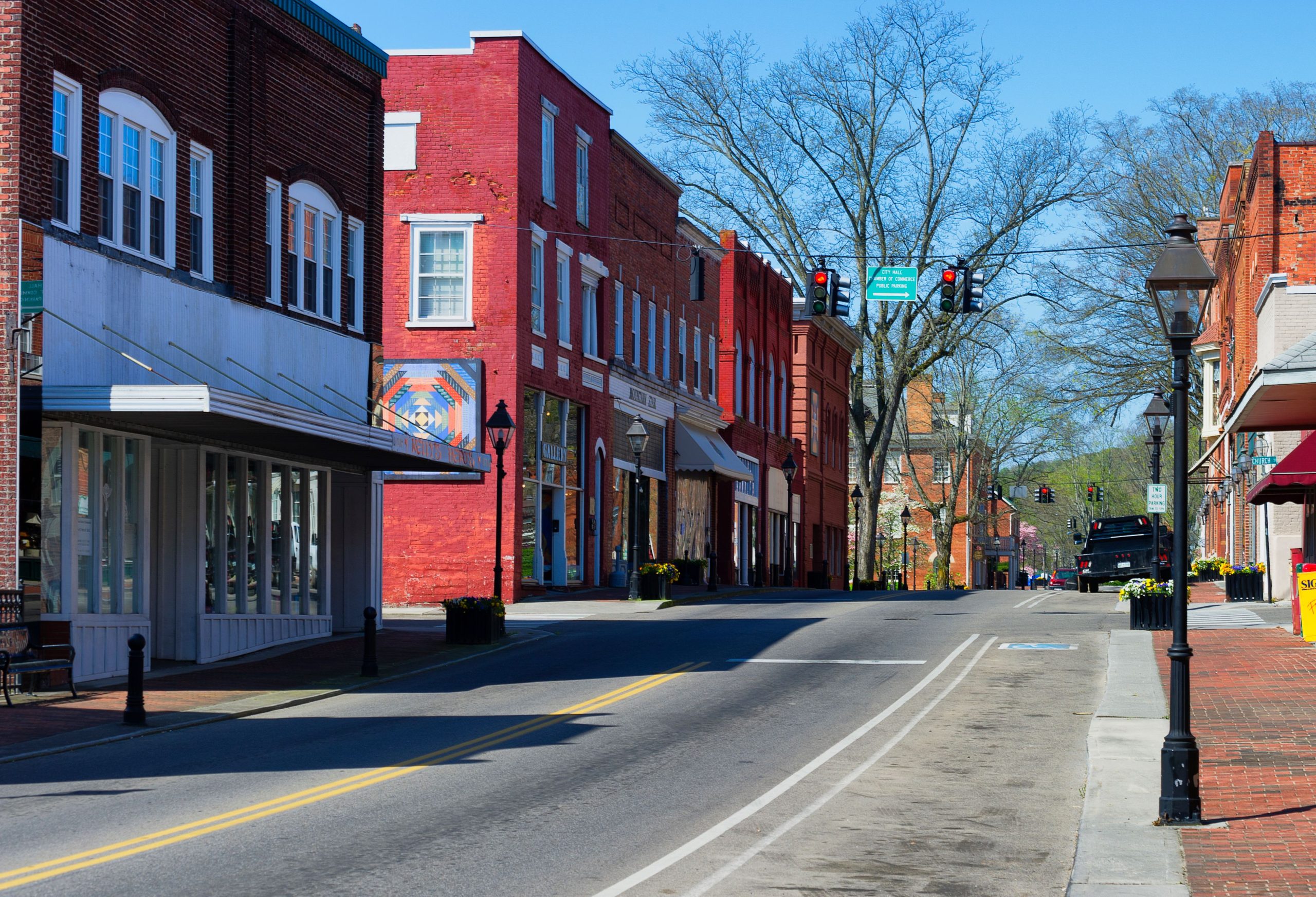 7 beste kleine Städte in Tennessee, um sich im Jahr 2025 in den Ruhestand zu nehmen