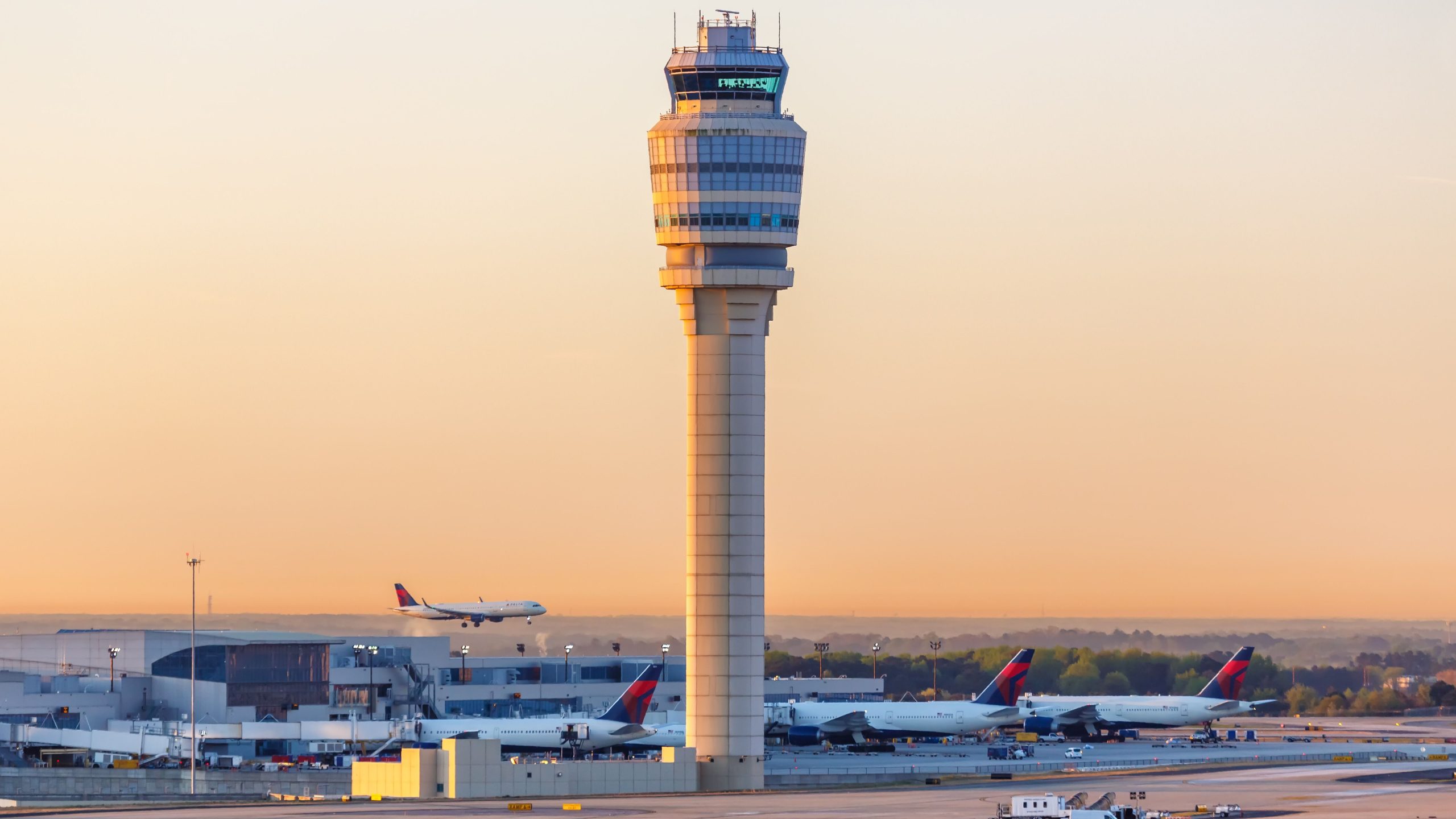 Der geschäftigste Flughafen der Welt, um die 18-monatige Hundertjahrfeier am Silvesterabend zu starten