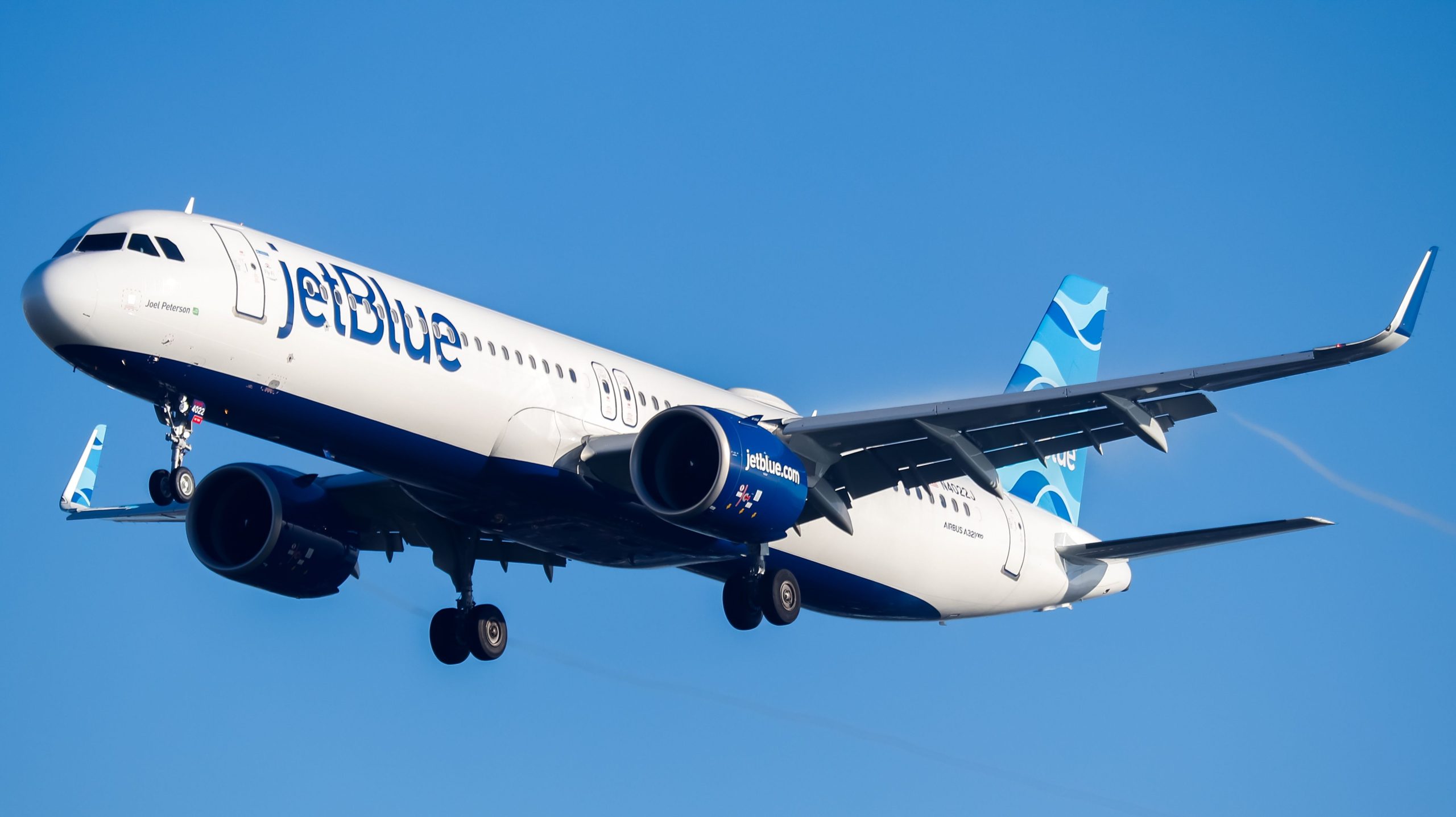 JetBlue startet den 2. Daily Paris 