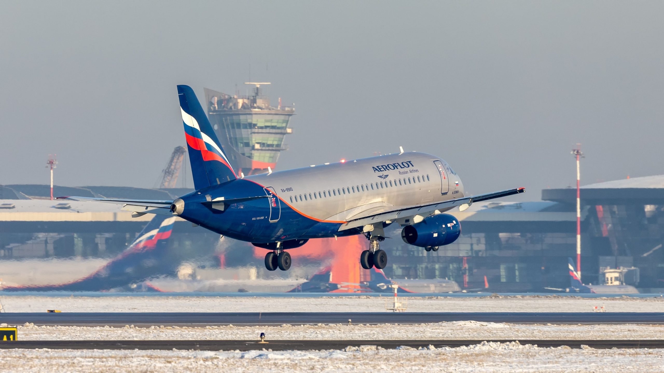 Warum Russlands einst angeschlagener Sukhoi Superjet 100 in einer unsicheren Zukunft ausgesetzt ist