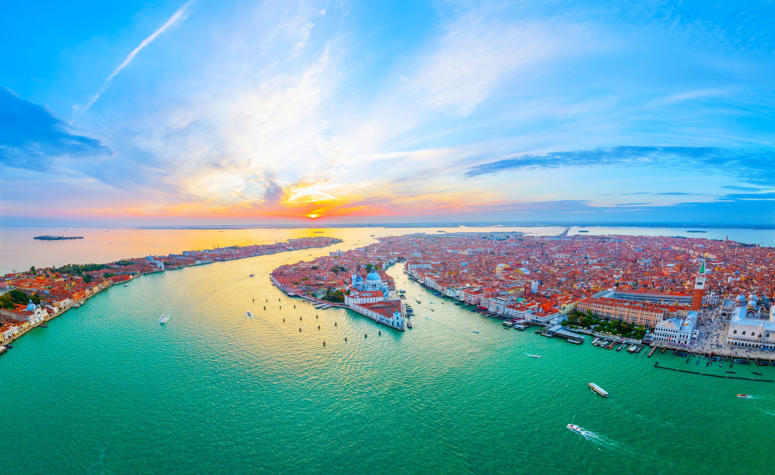 Während Venedig sinkt, ist eine neue Insel mit einem atemberaubenden Strand aufgetaucht (aber die Einheimischen sind besorgt)