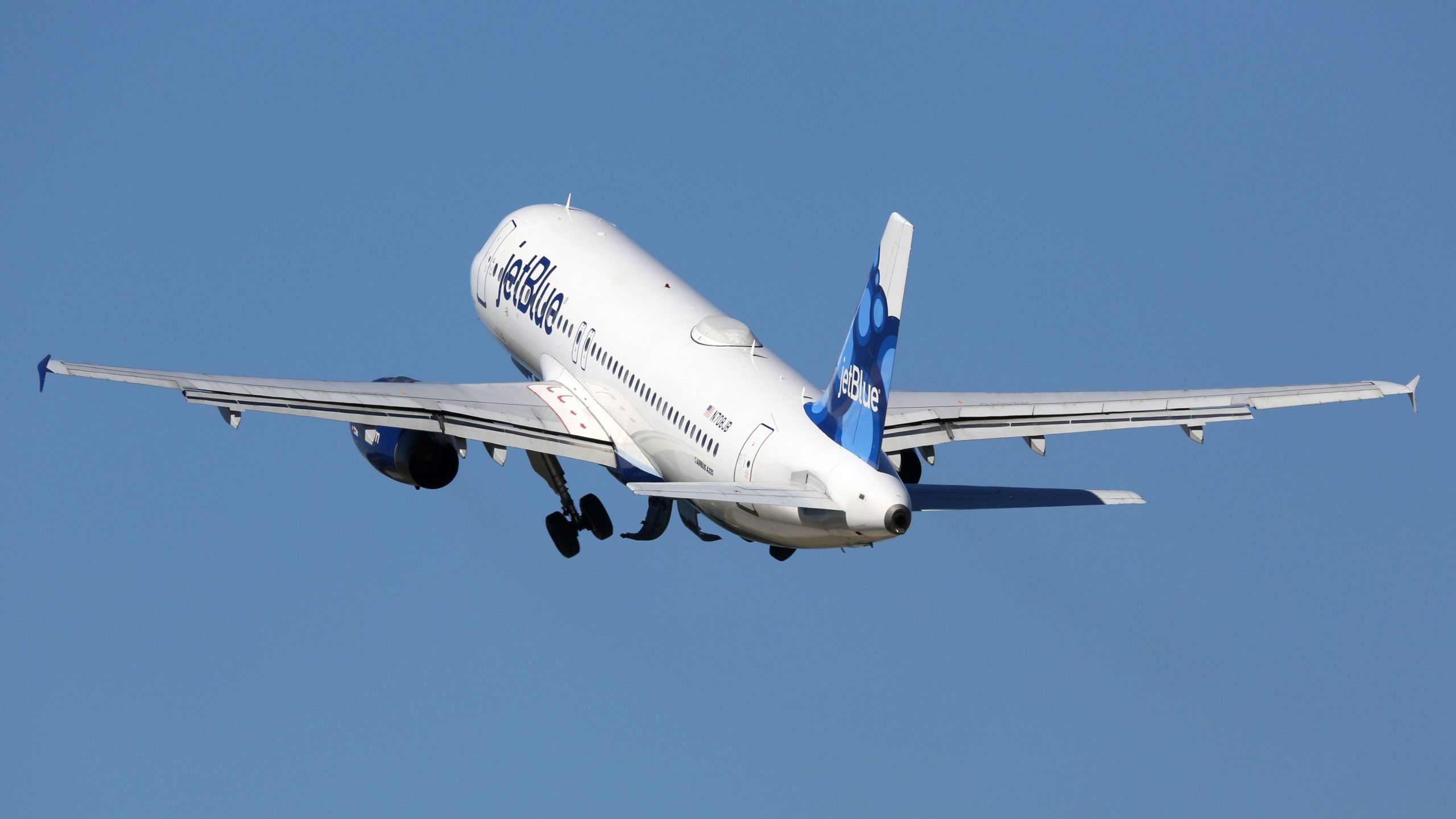 JetBlue erweitert weiterhin den Betrieb in Puerto Rico, indem sie eine Besatzungsbasis in San Juan plant