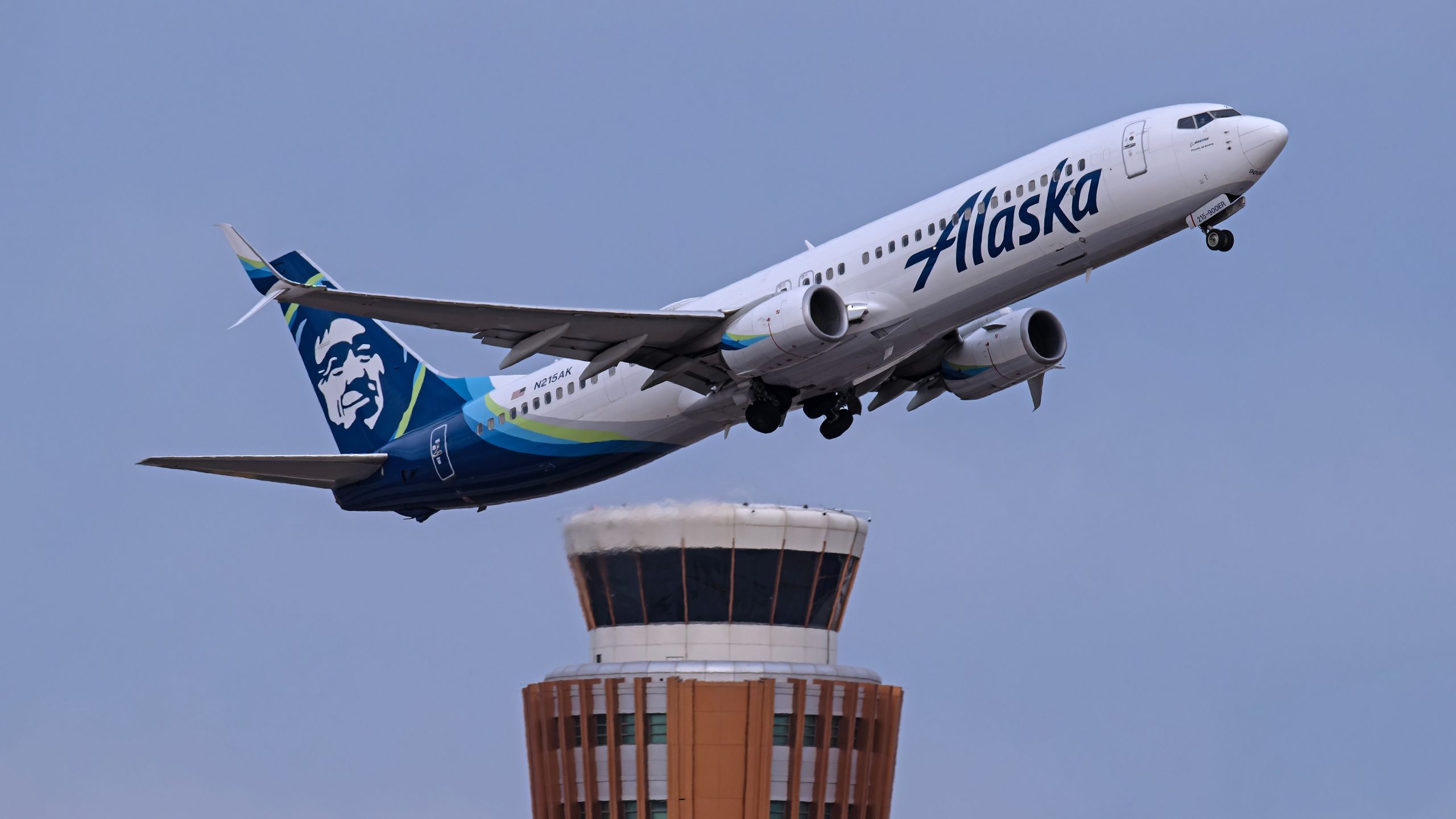 Alaska Airlines verbessert Flüge zwischen San Francisco und Phoenix mit Boeing 737s