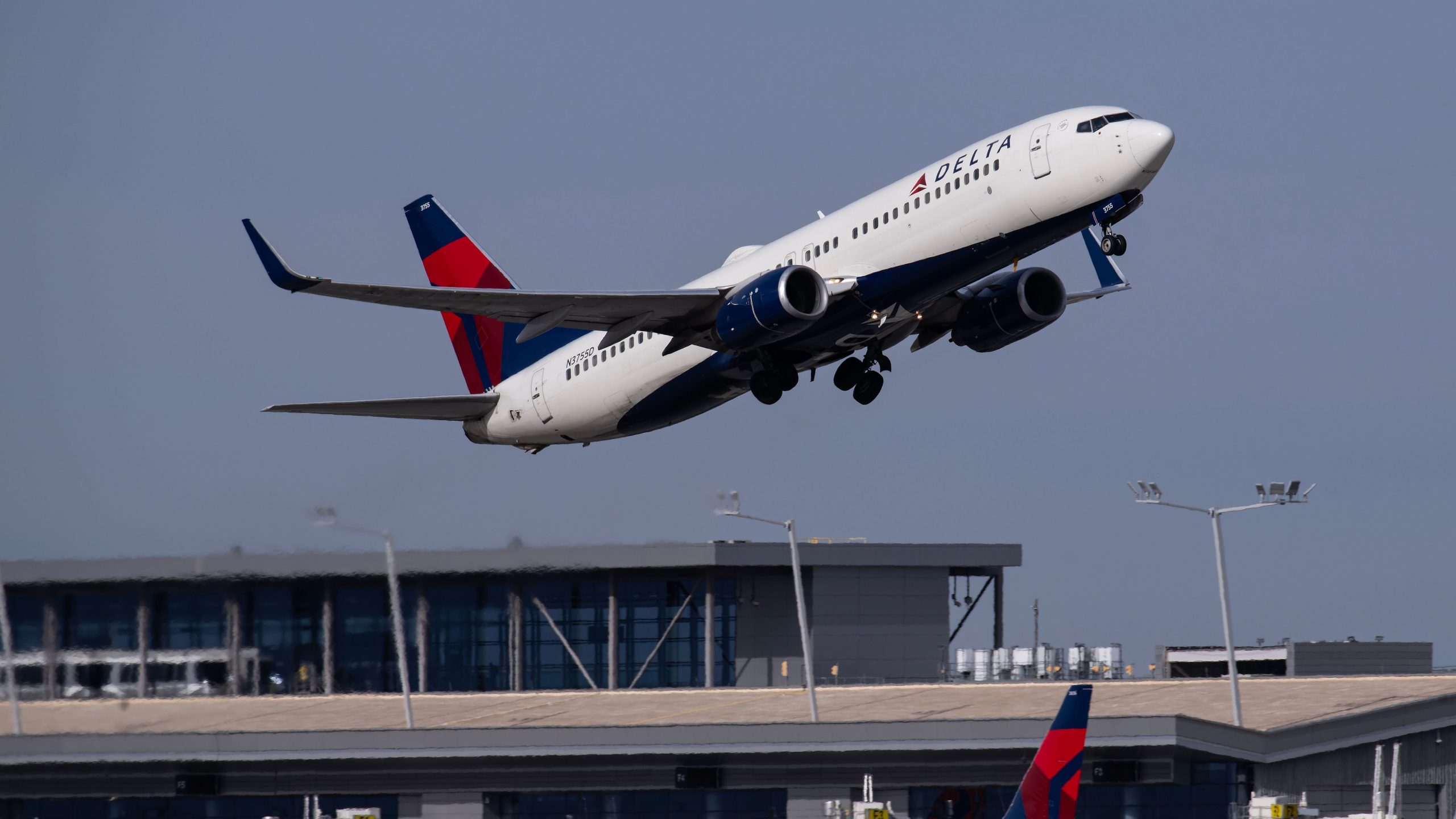 Delta Air Lines vergrößert einen hochkarätigen Anwalt gegen Crowdstrike