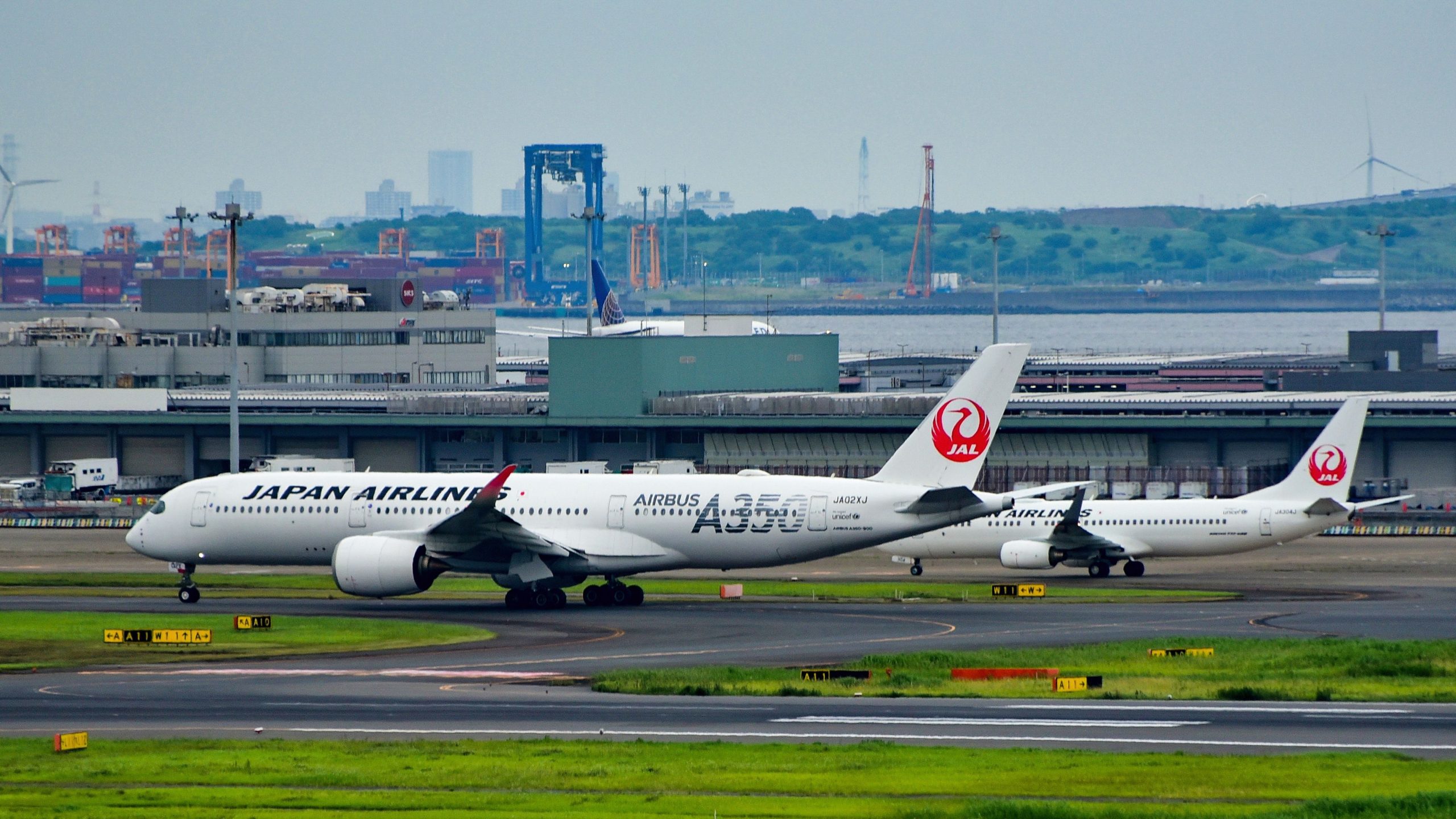 Japan Airlines bietet Gepäckauslieferung direkt an Hotels in Tokio an